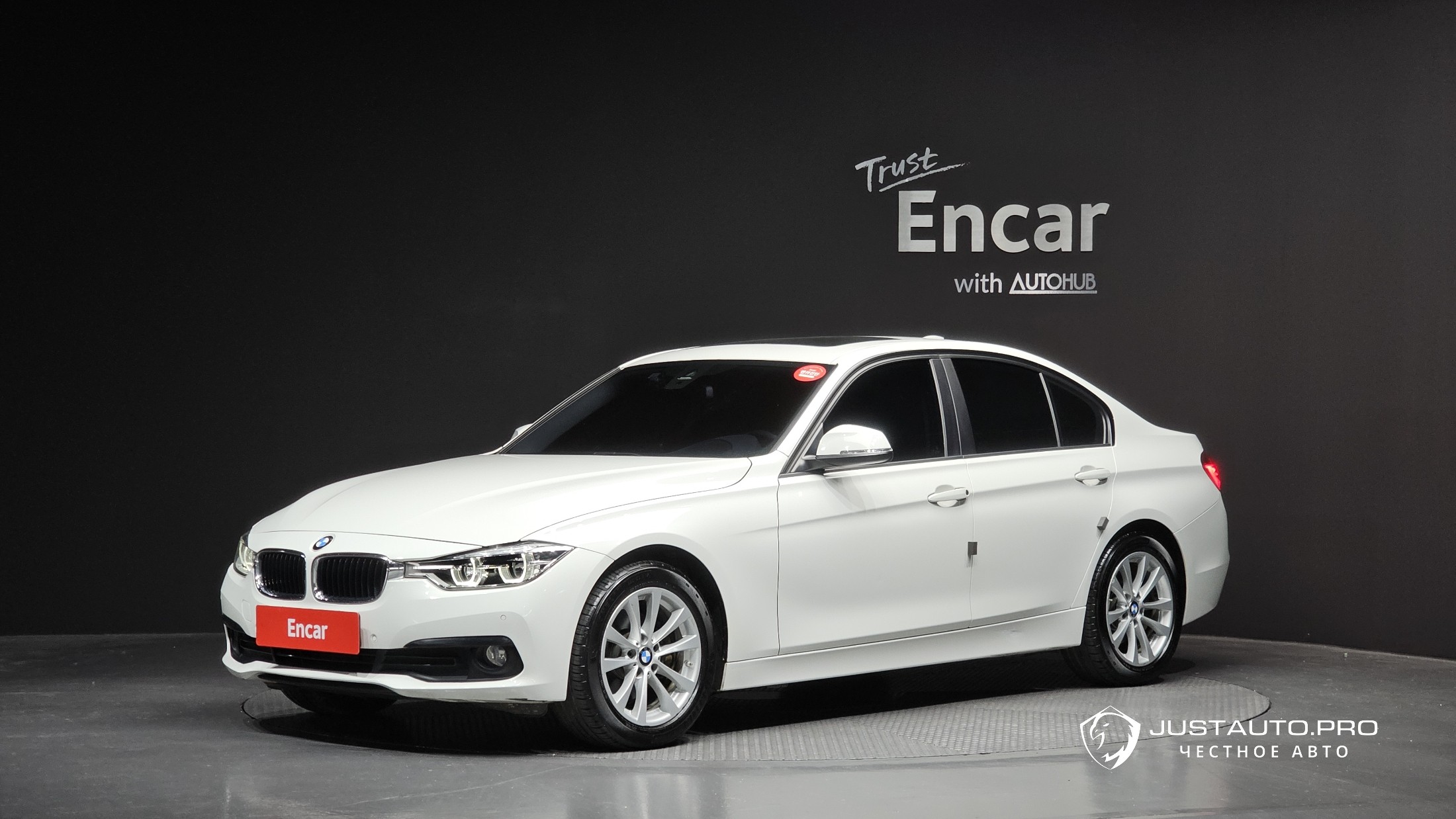 Автомобиль BMW 3-Series