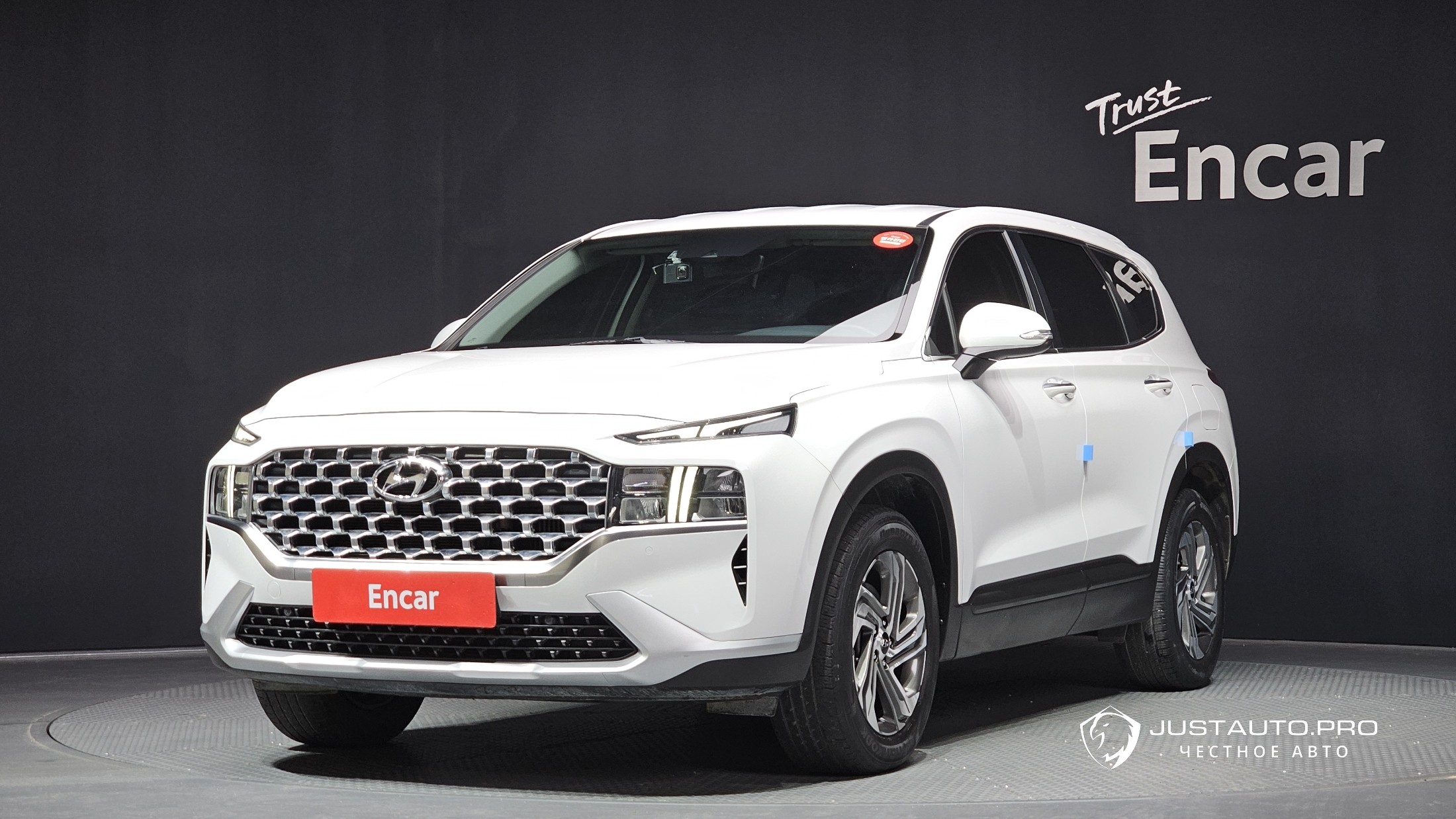 Автомобиль Hyundai Santafe