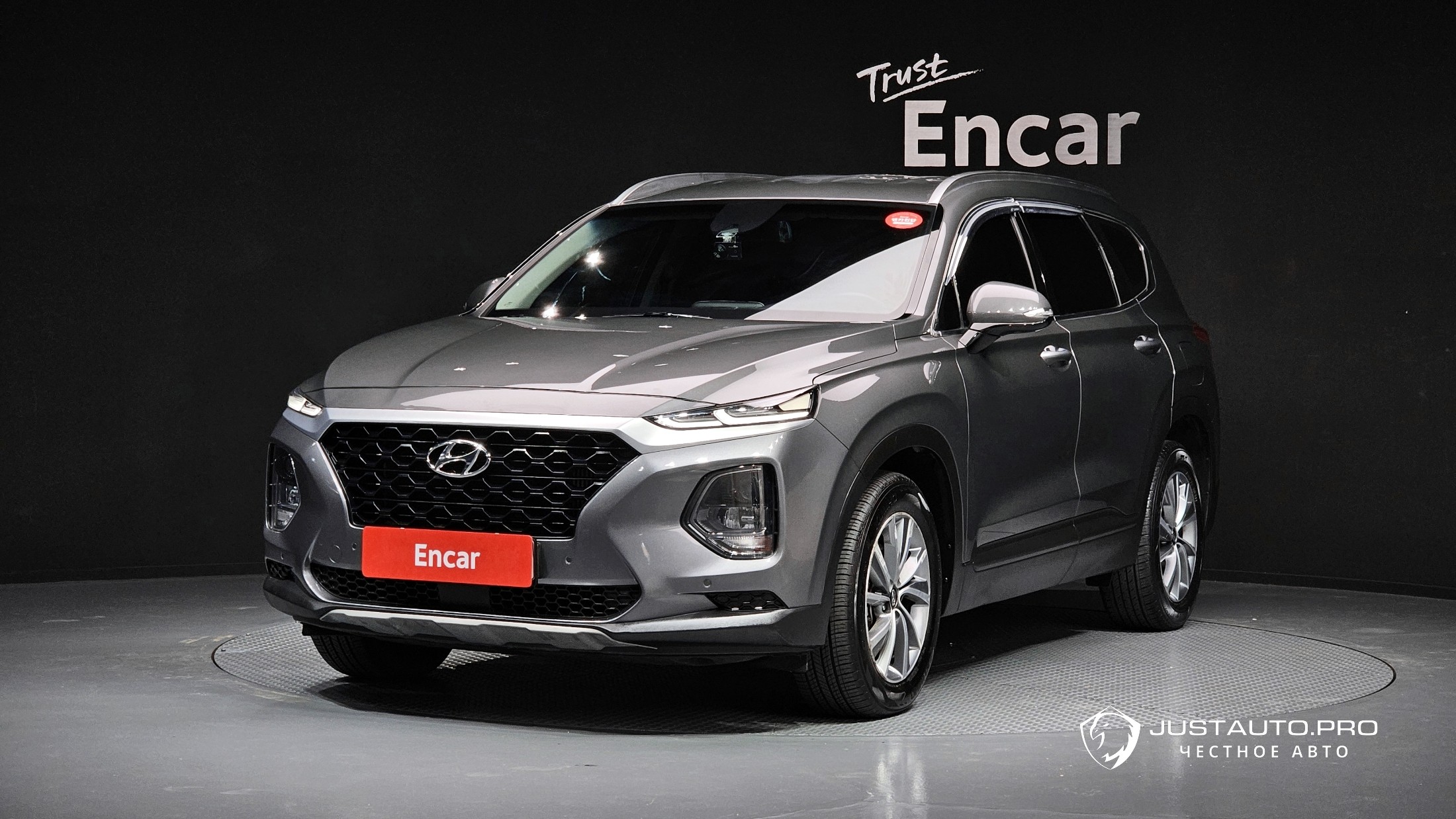 Автомобиль Hyundai Santafe