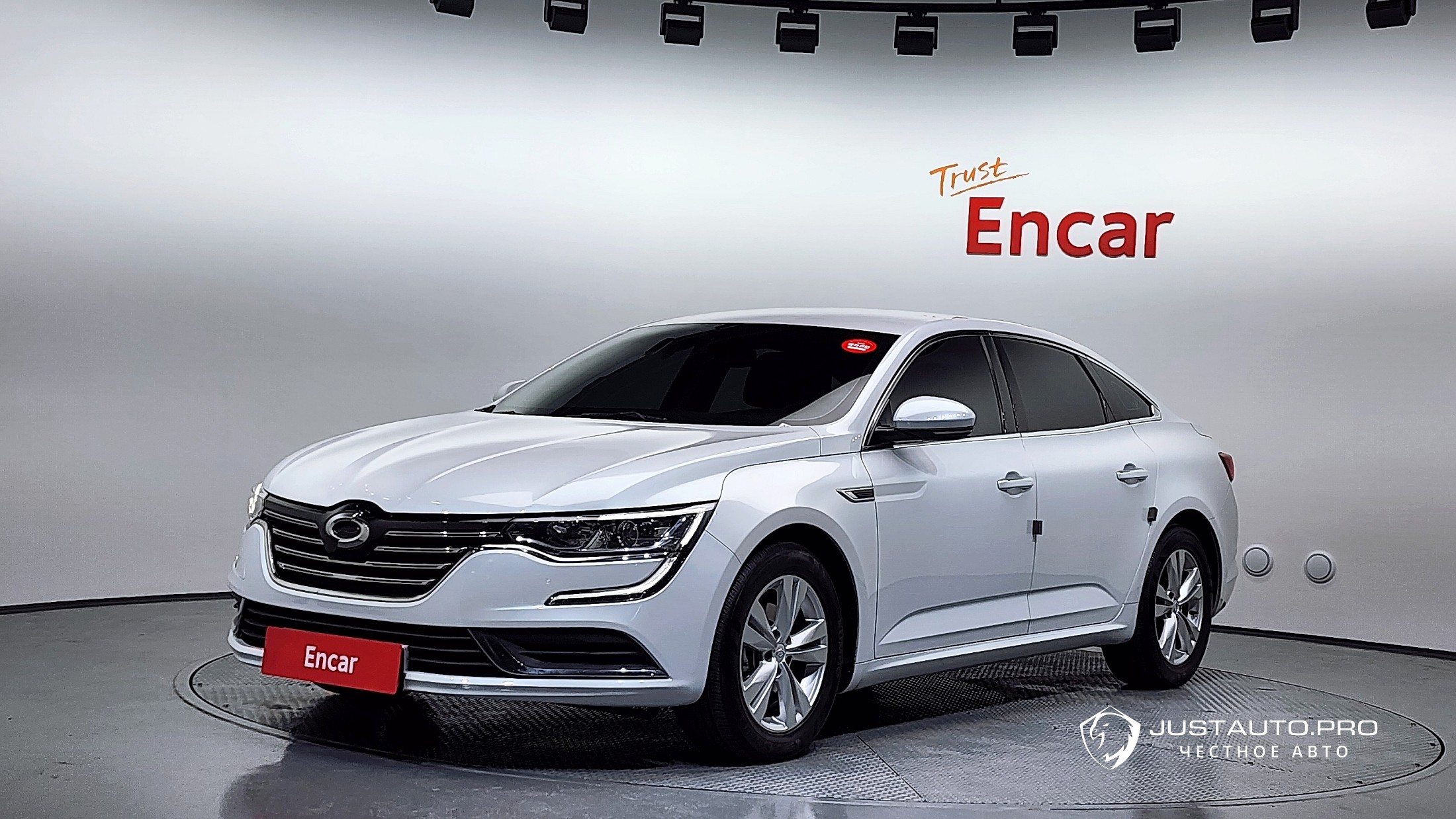 Автомобиль Renault-KoreaSamsung SM6