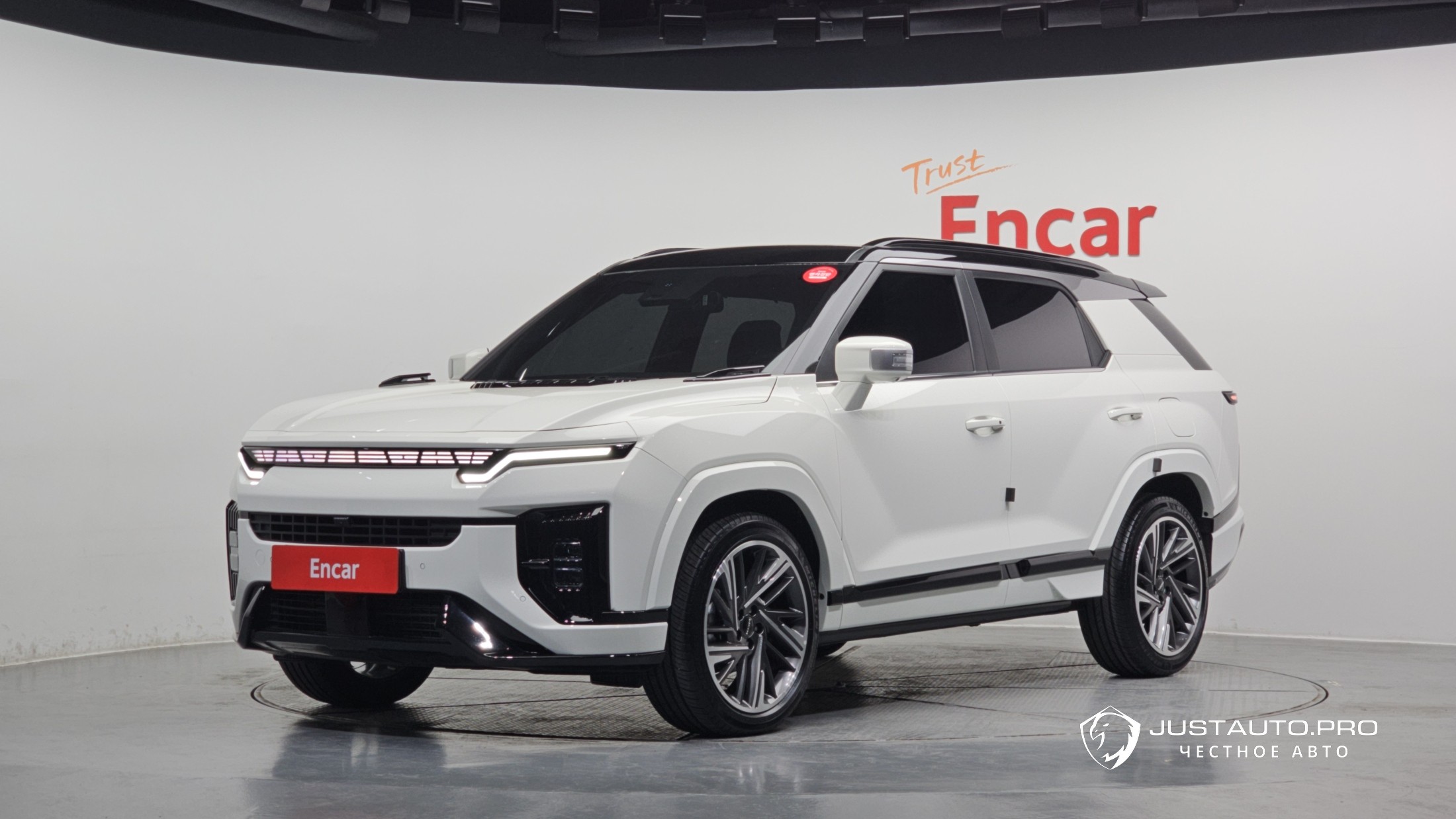 Автомобиль KG_Mobility_Ssangyong Actyon