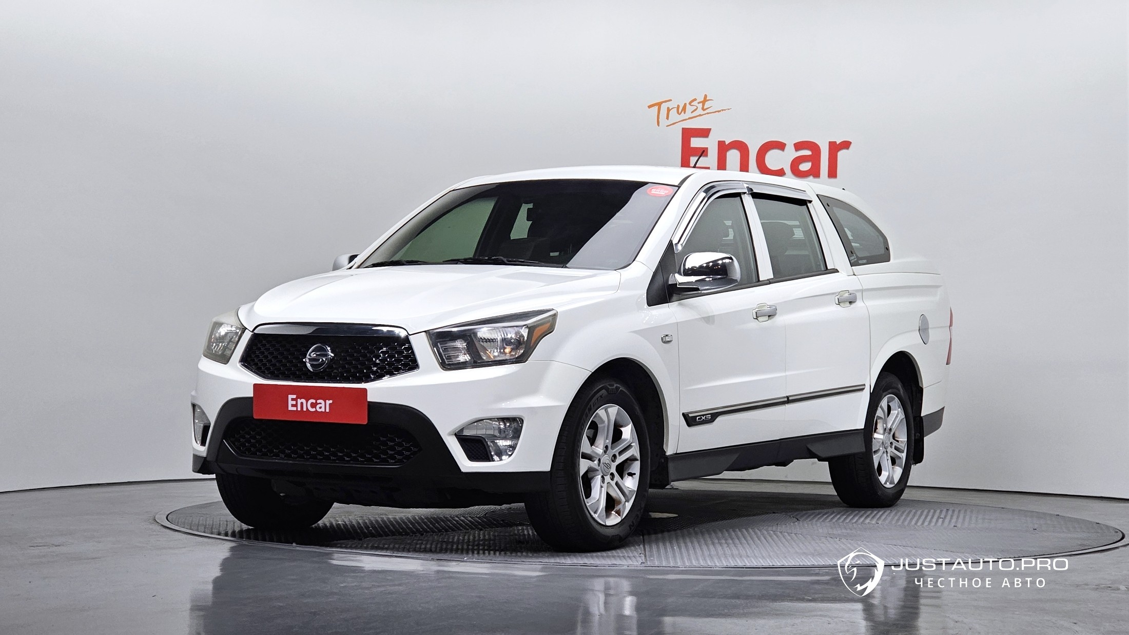 Автомобиль KG_Mobility_Ssangyong KORANDO