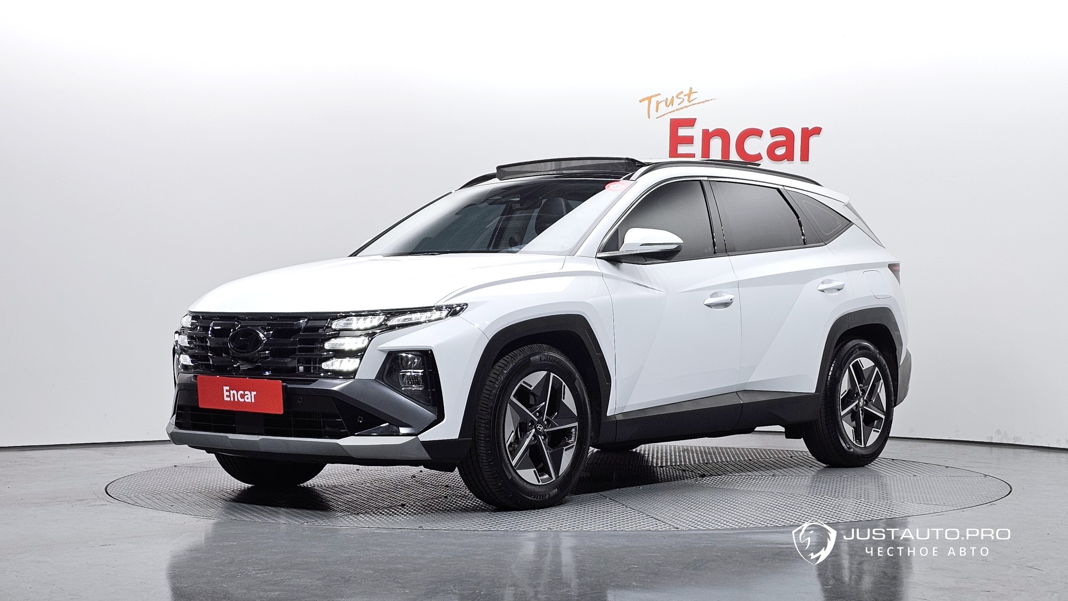 Автомобиль Hyundai Tucson