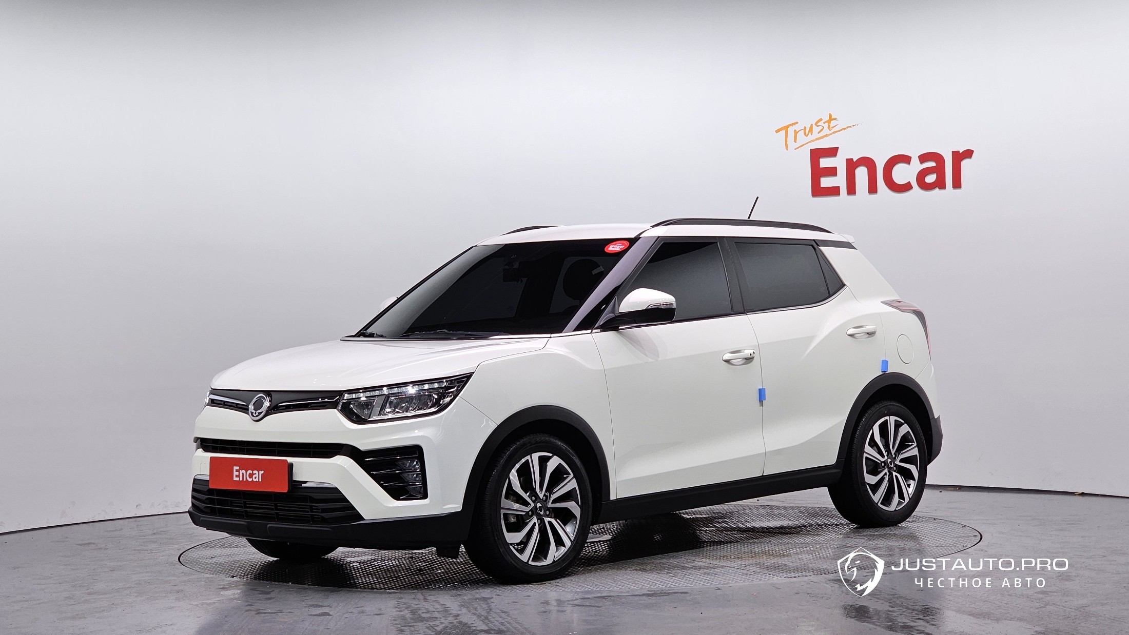 Автомобиль KG_Mobility_Ssangyong TIBOLI