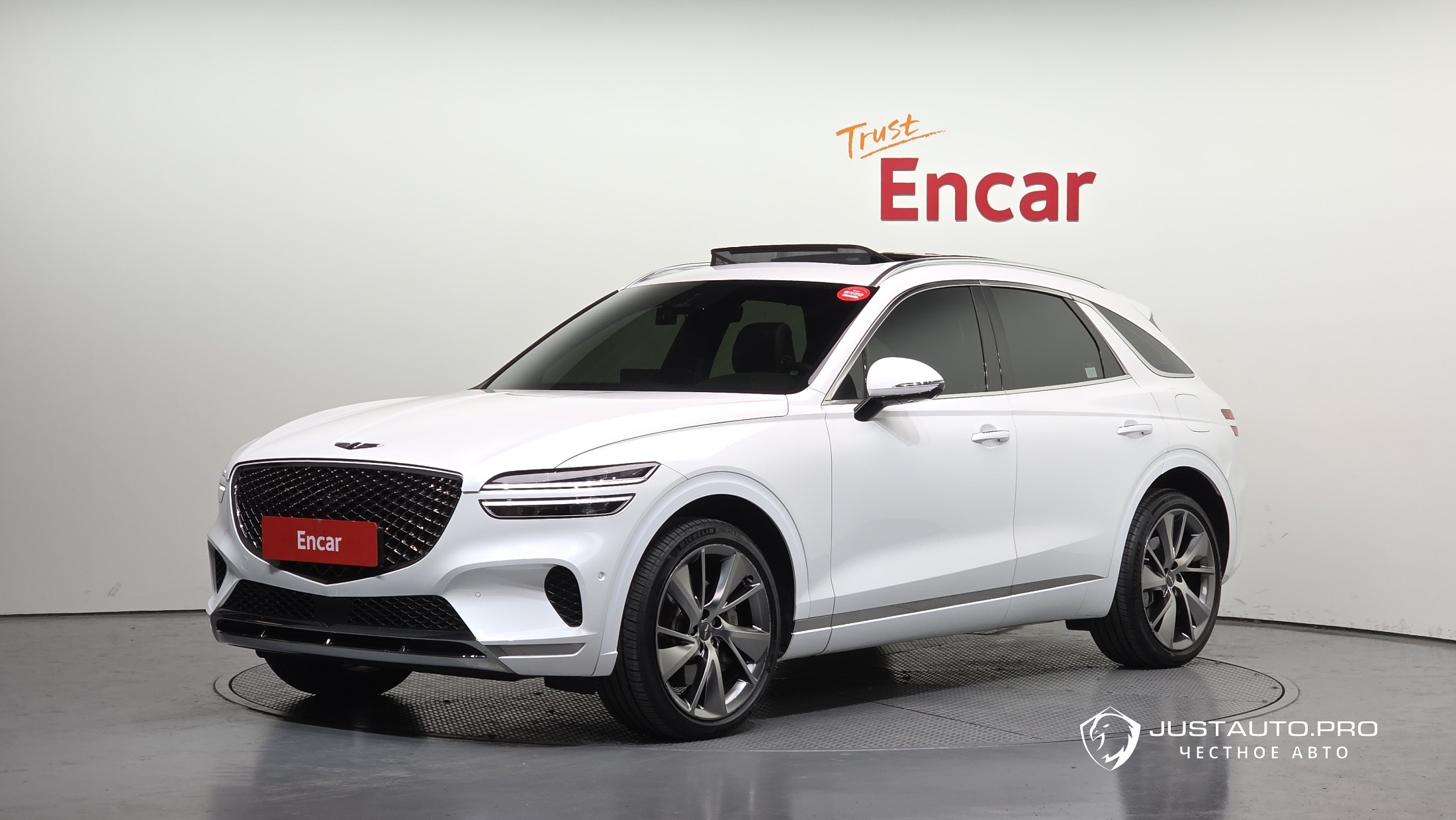 Автомобиль Genesis GV70