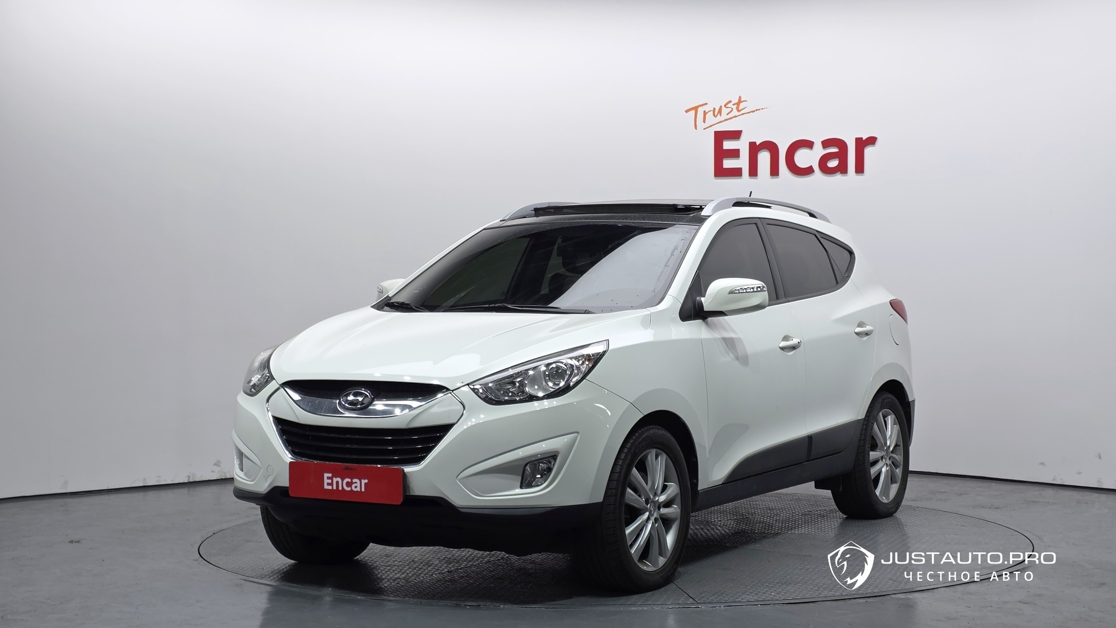 Автомобиль Hyundai Tucson