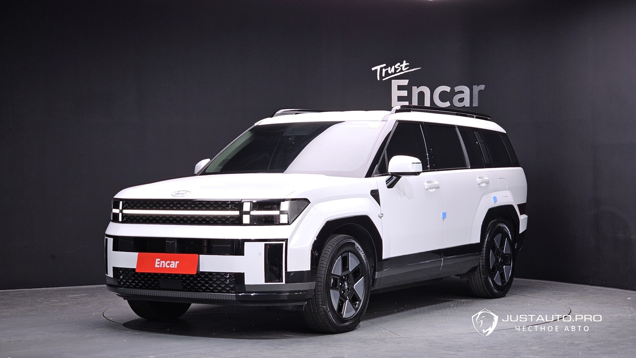 Автомобиль Hyundai Santafe