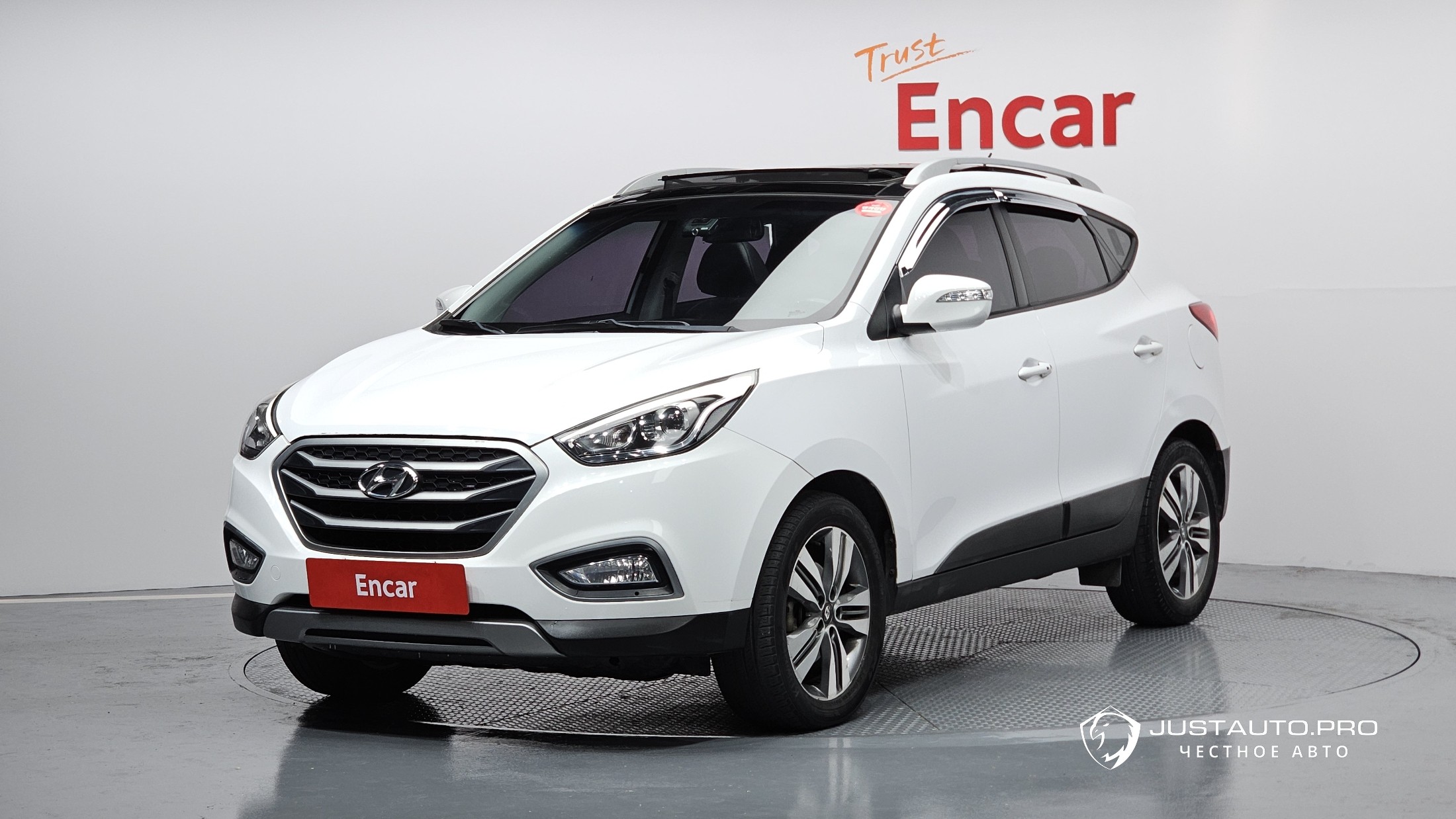 Автомобиль Hyundai Tucson