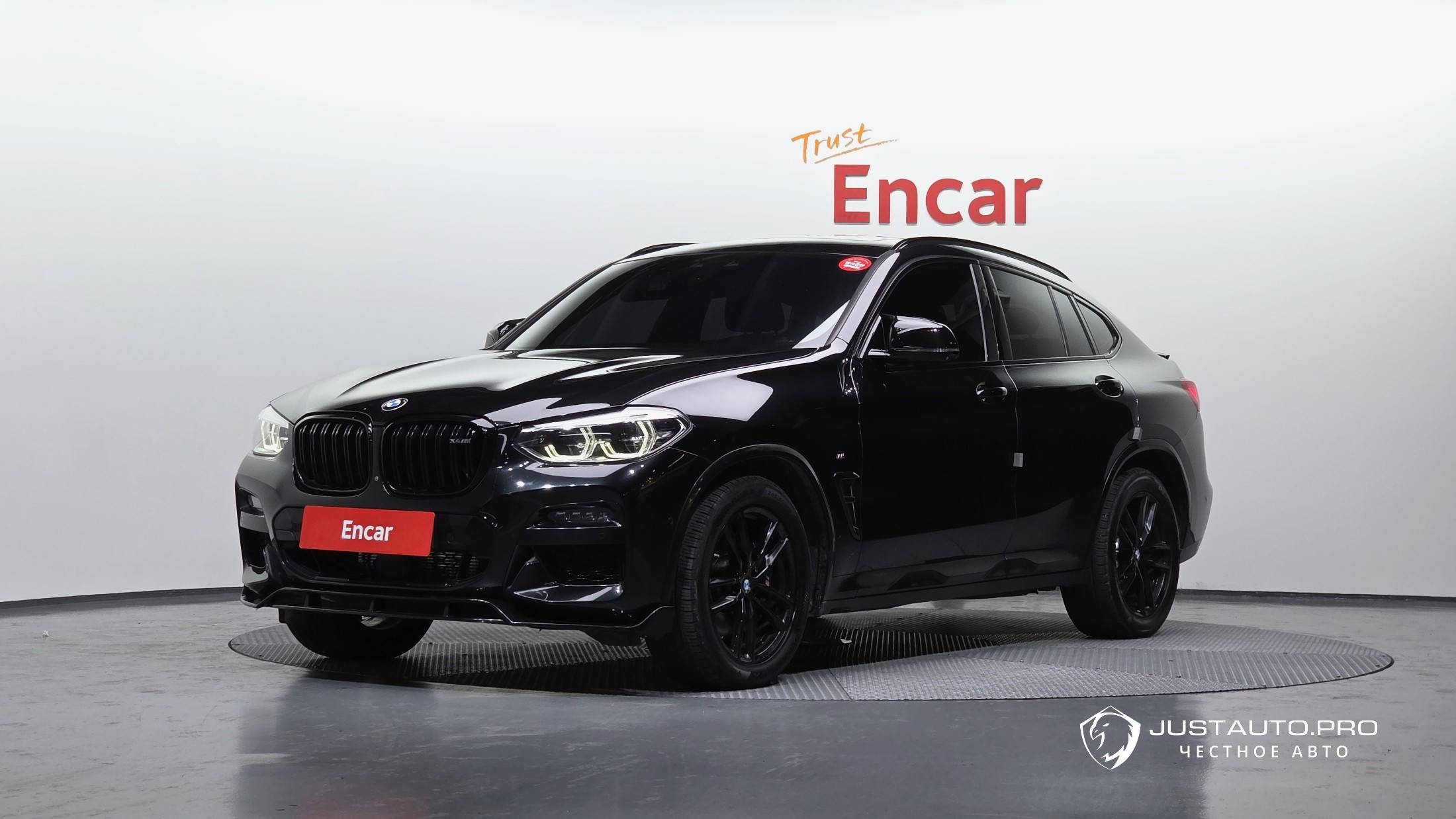 Автомобиль BMW X4