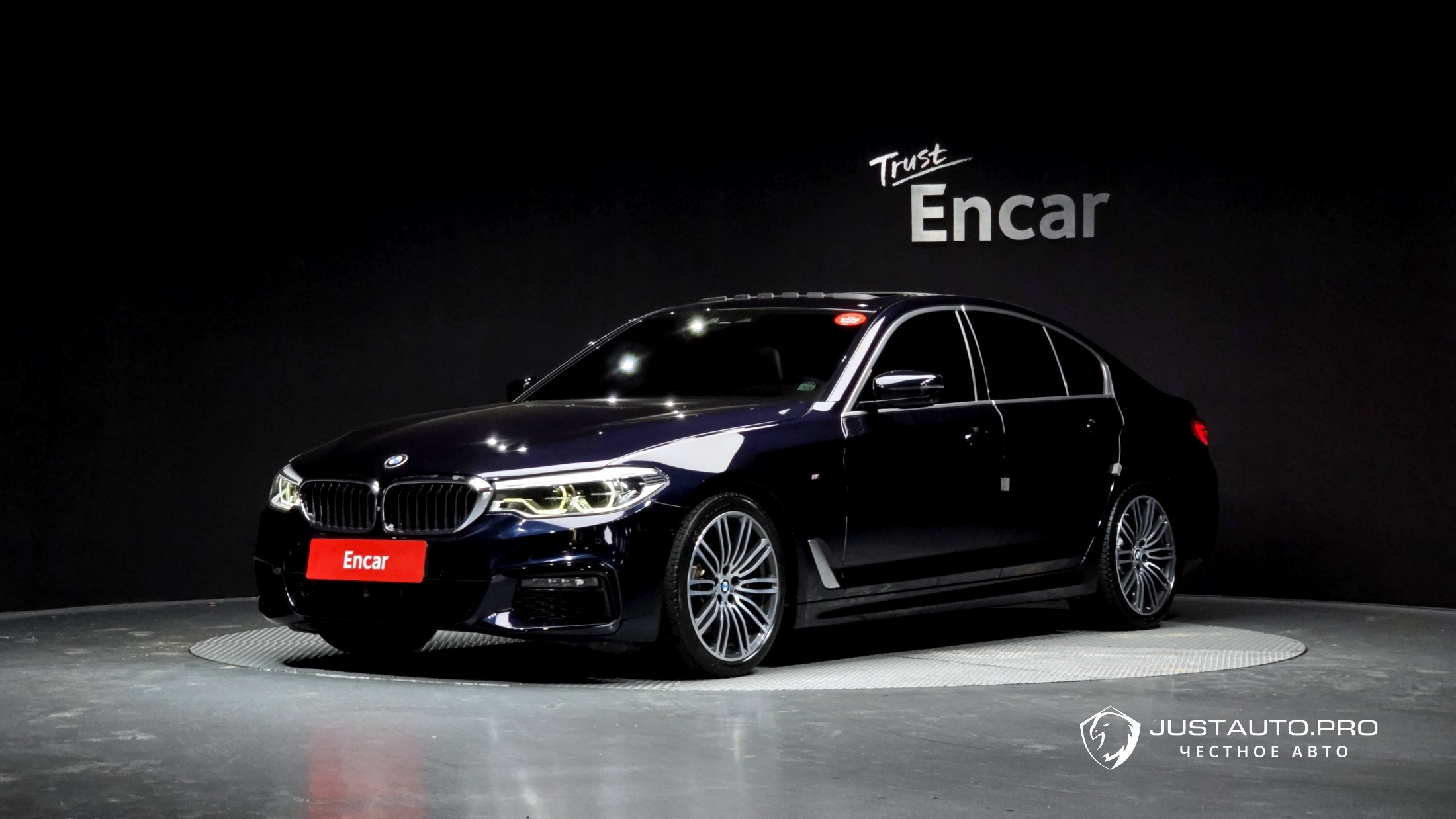 Автомобиль BMW 5-Series