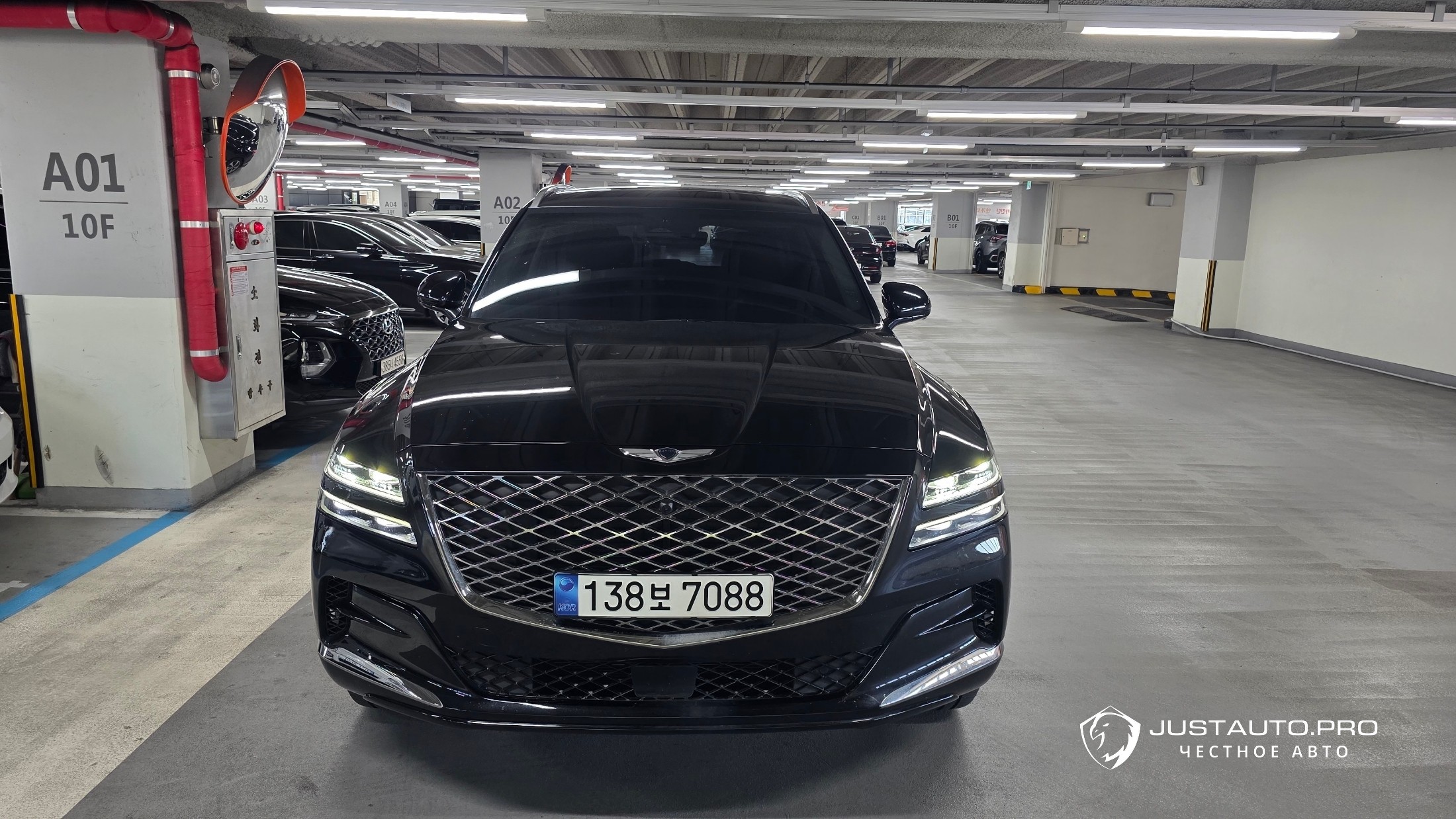 Автомобиль Genesis GV80