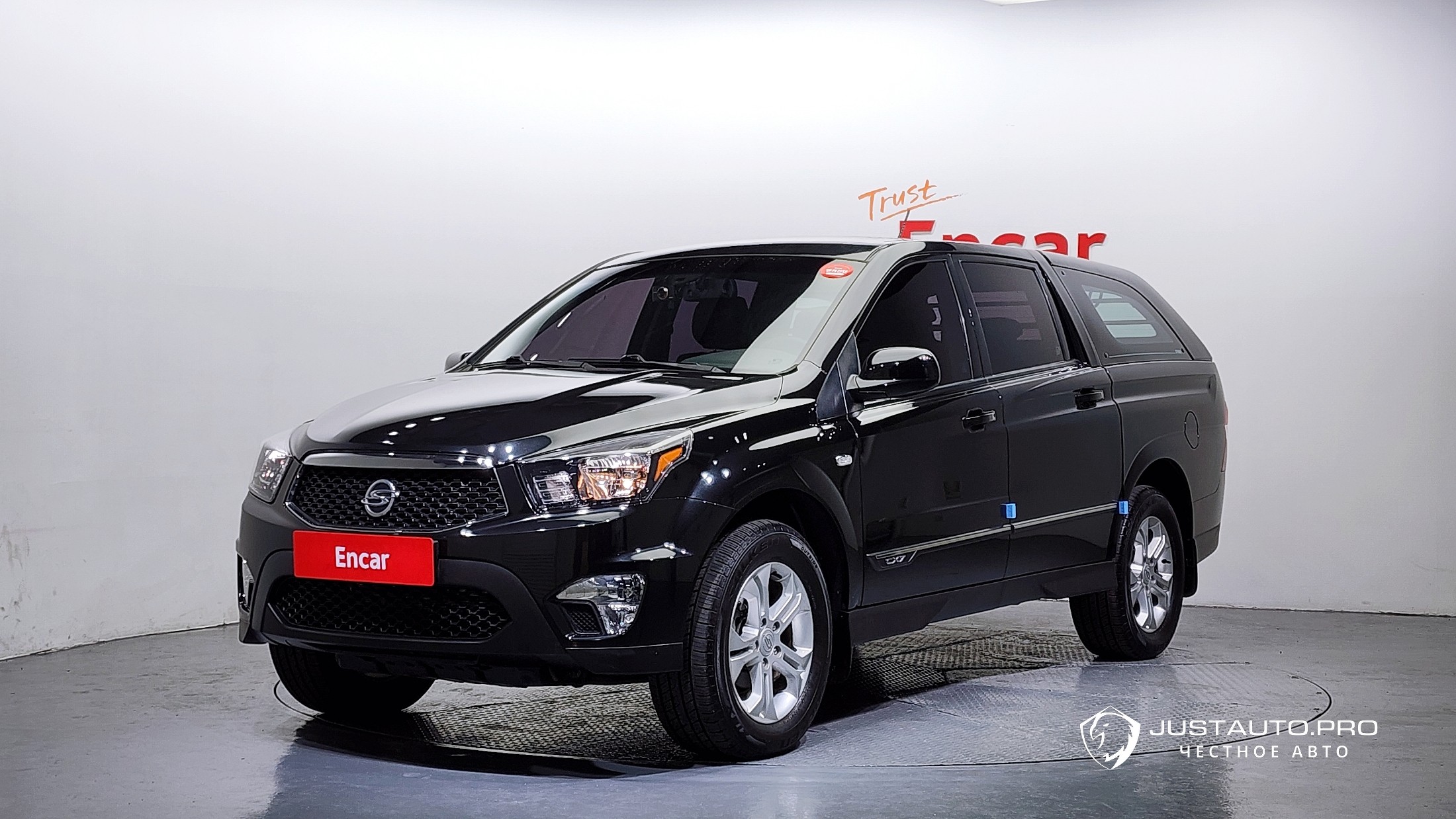 Автомобиль KG_Mobility_Ssangyong KORANDO
