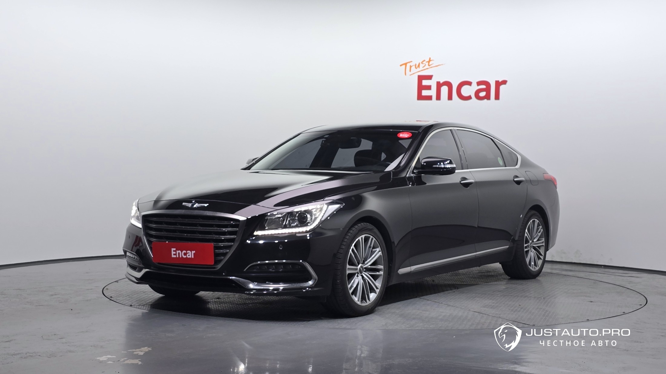Автомобиль Genesis G80