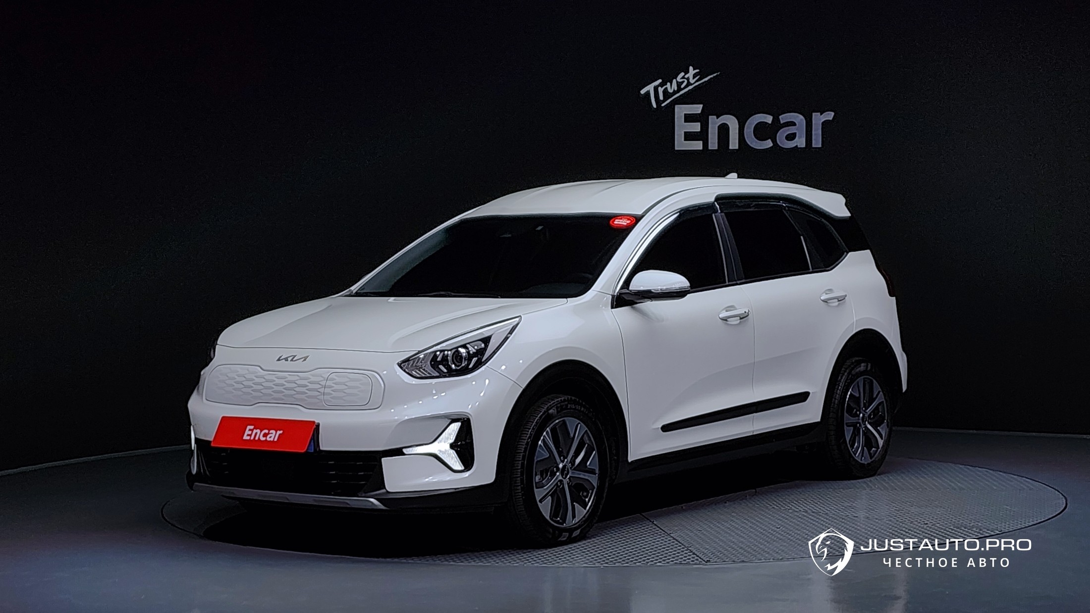 Автомобиль Kia Niro