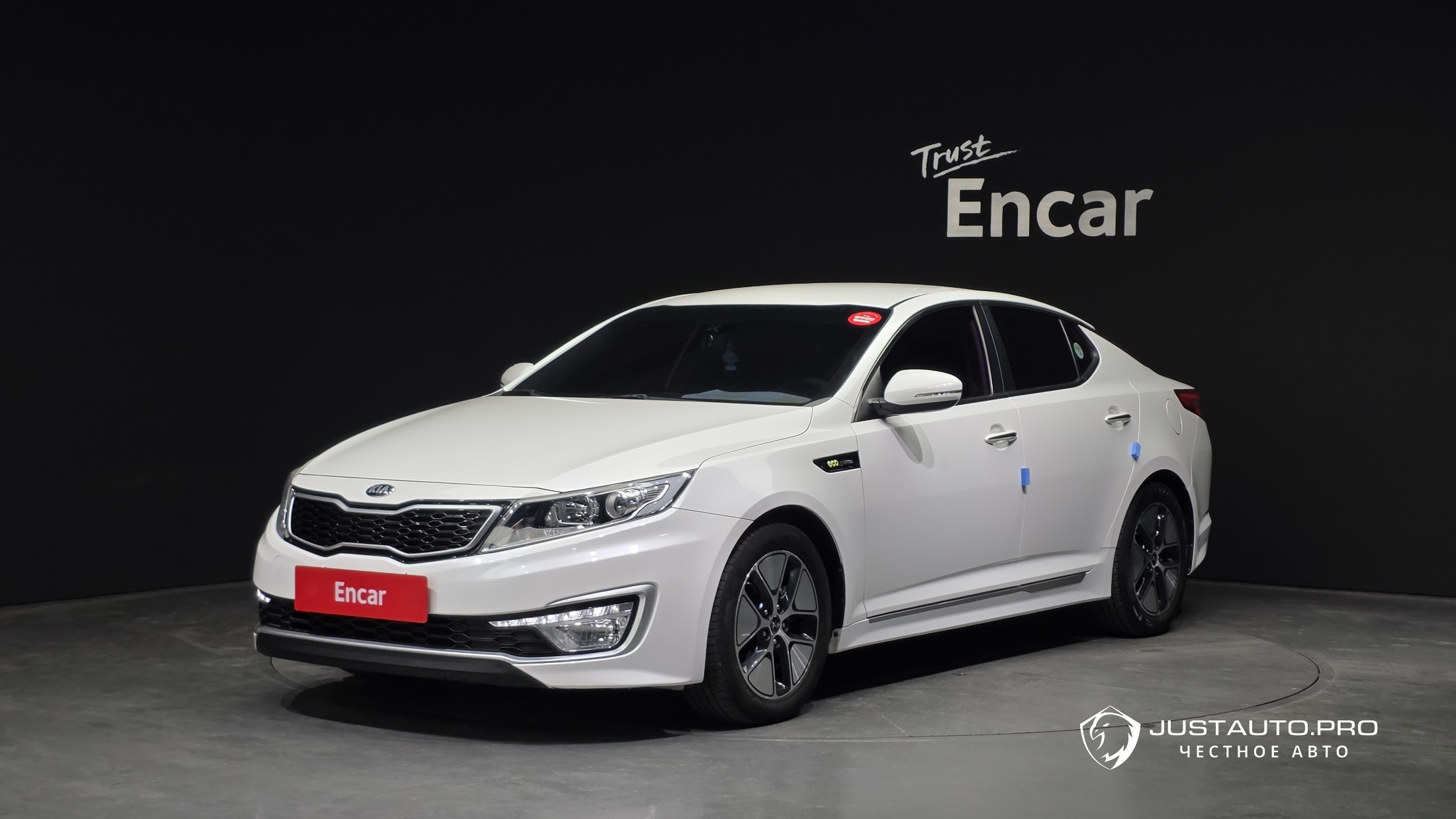 Автомобиль Kia K5