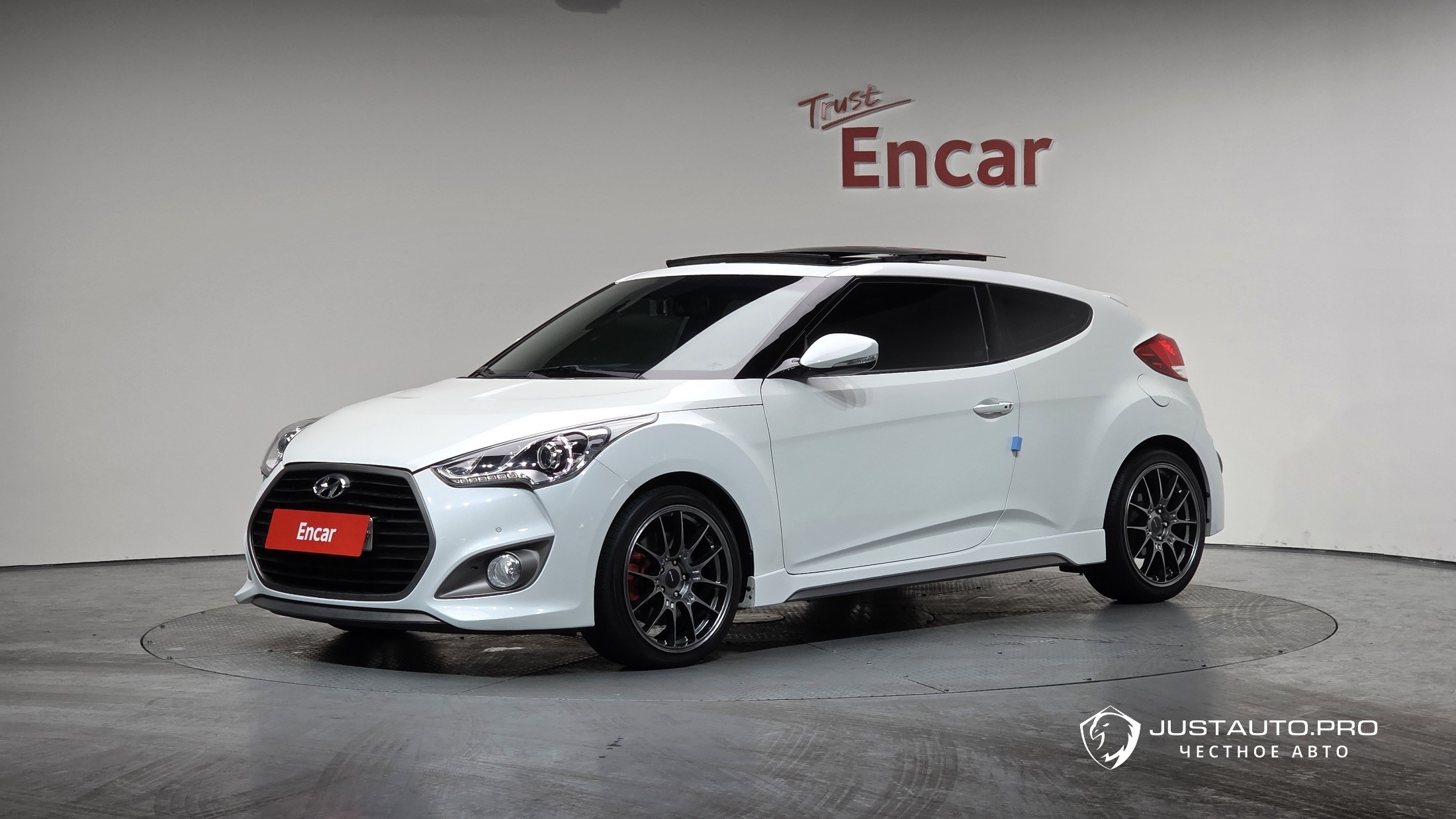 Автомобиль Hyundai Veloster