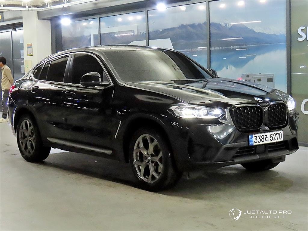 Автомобиль BMW X4
