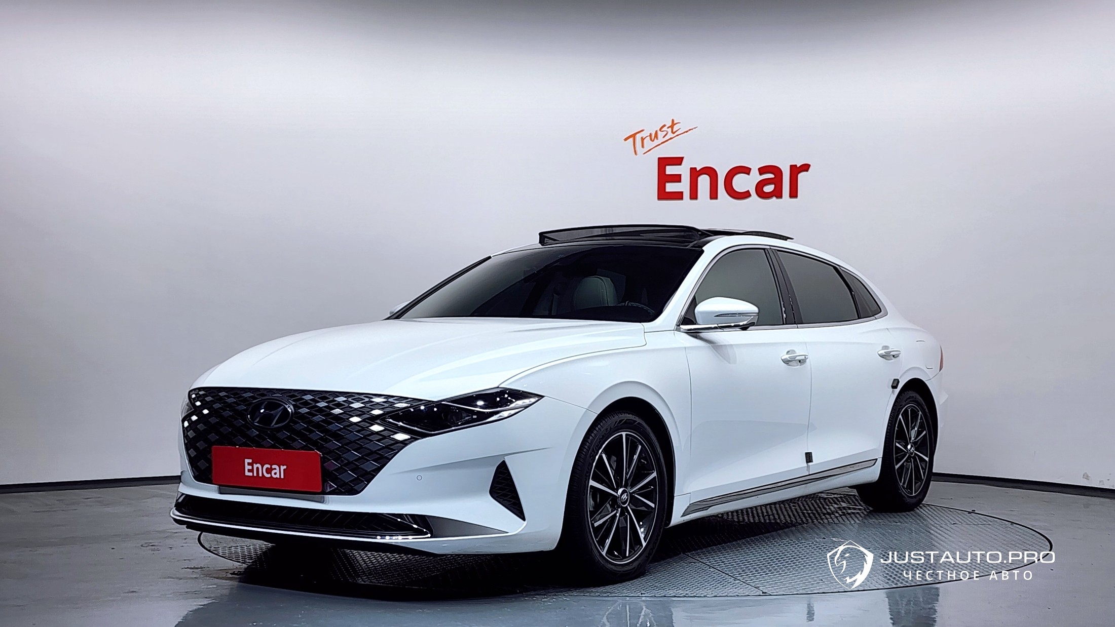 Автомобиль Hyundai Grandeur