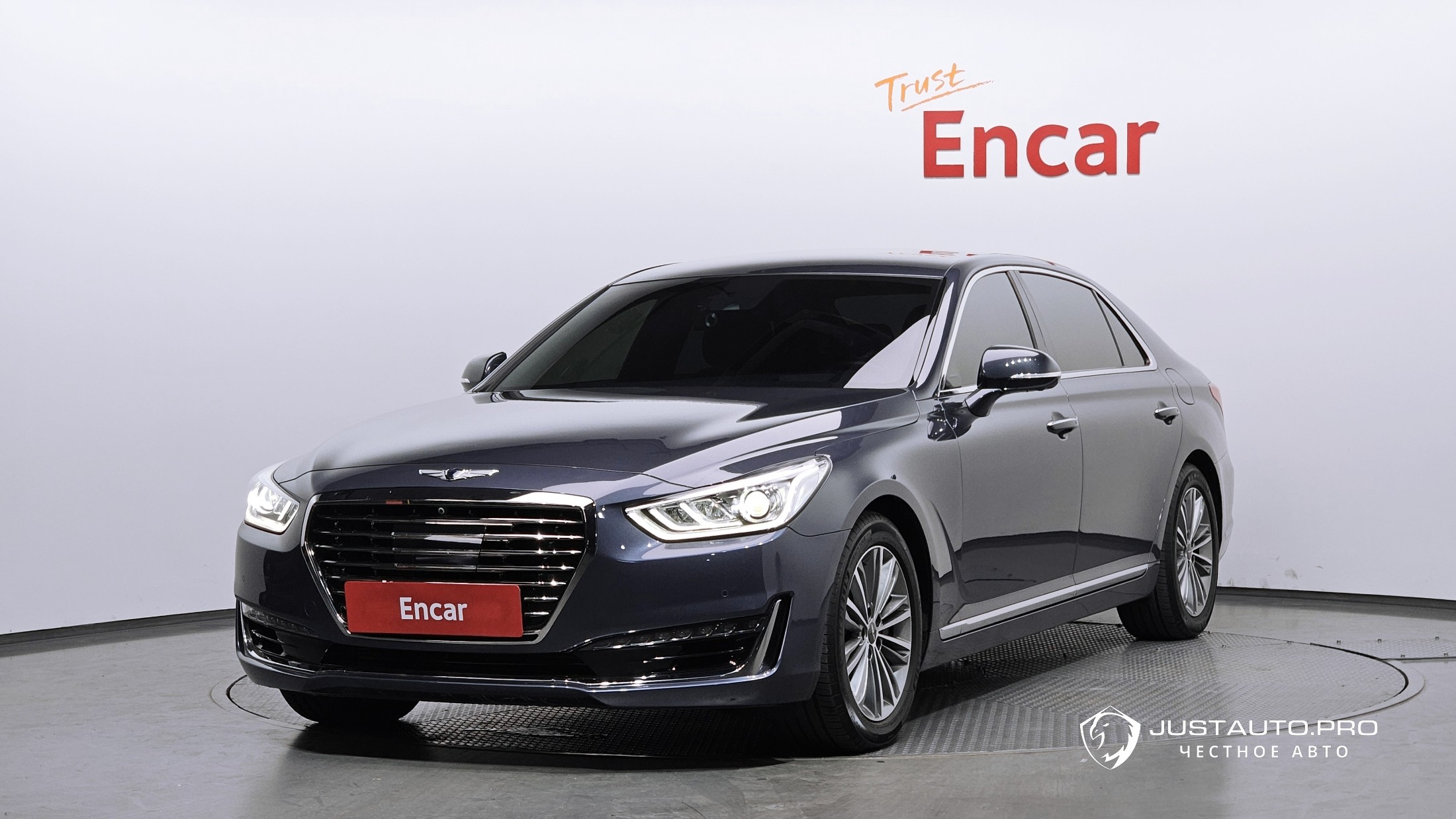 Автомобиль Genesis EQ900