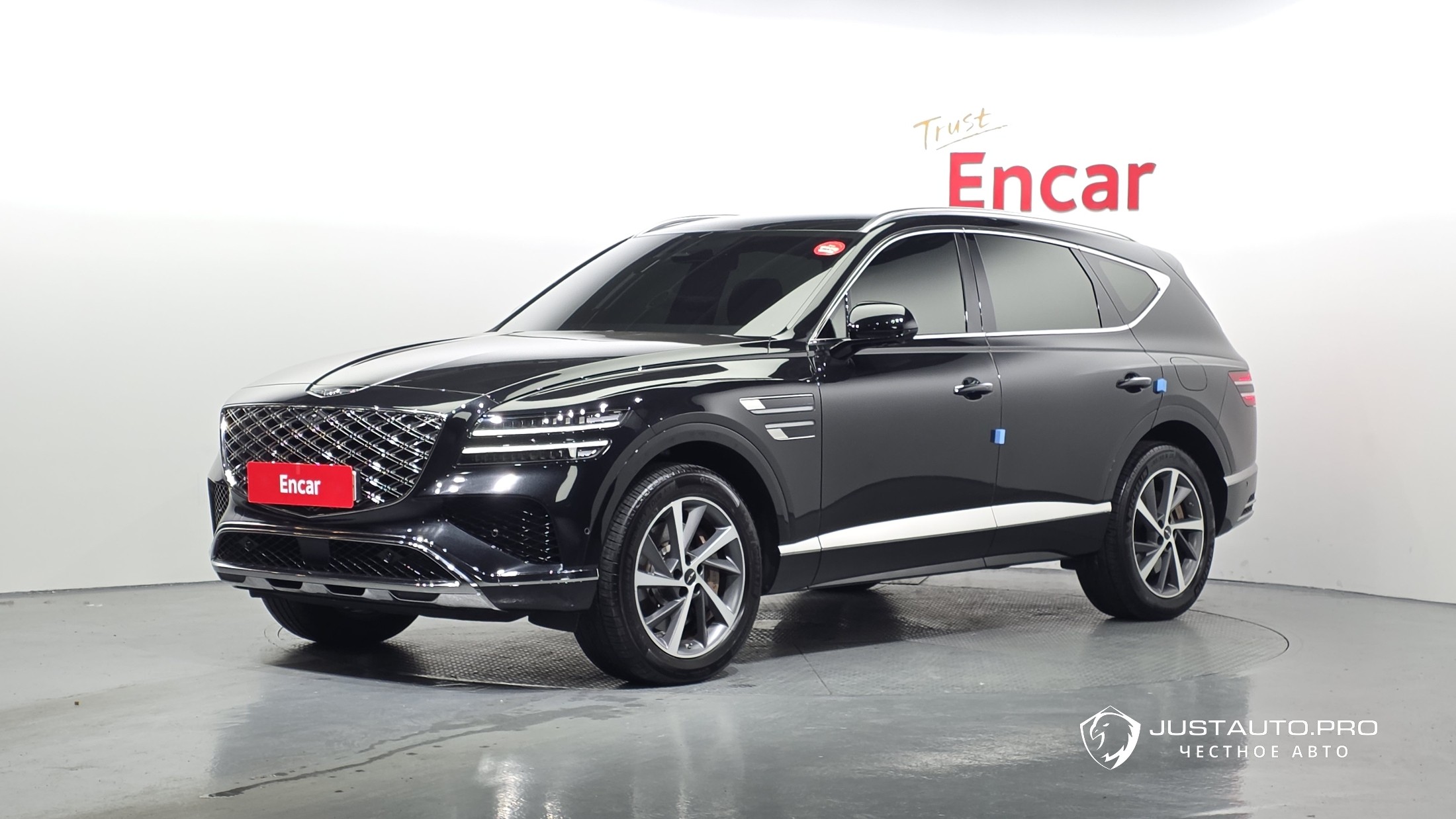 Автомобиль Genesis GV80