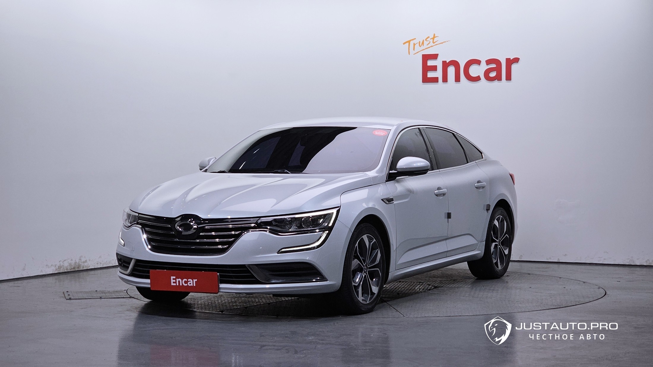 Автомобиль Renault-KoreaSamsung SM6