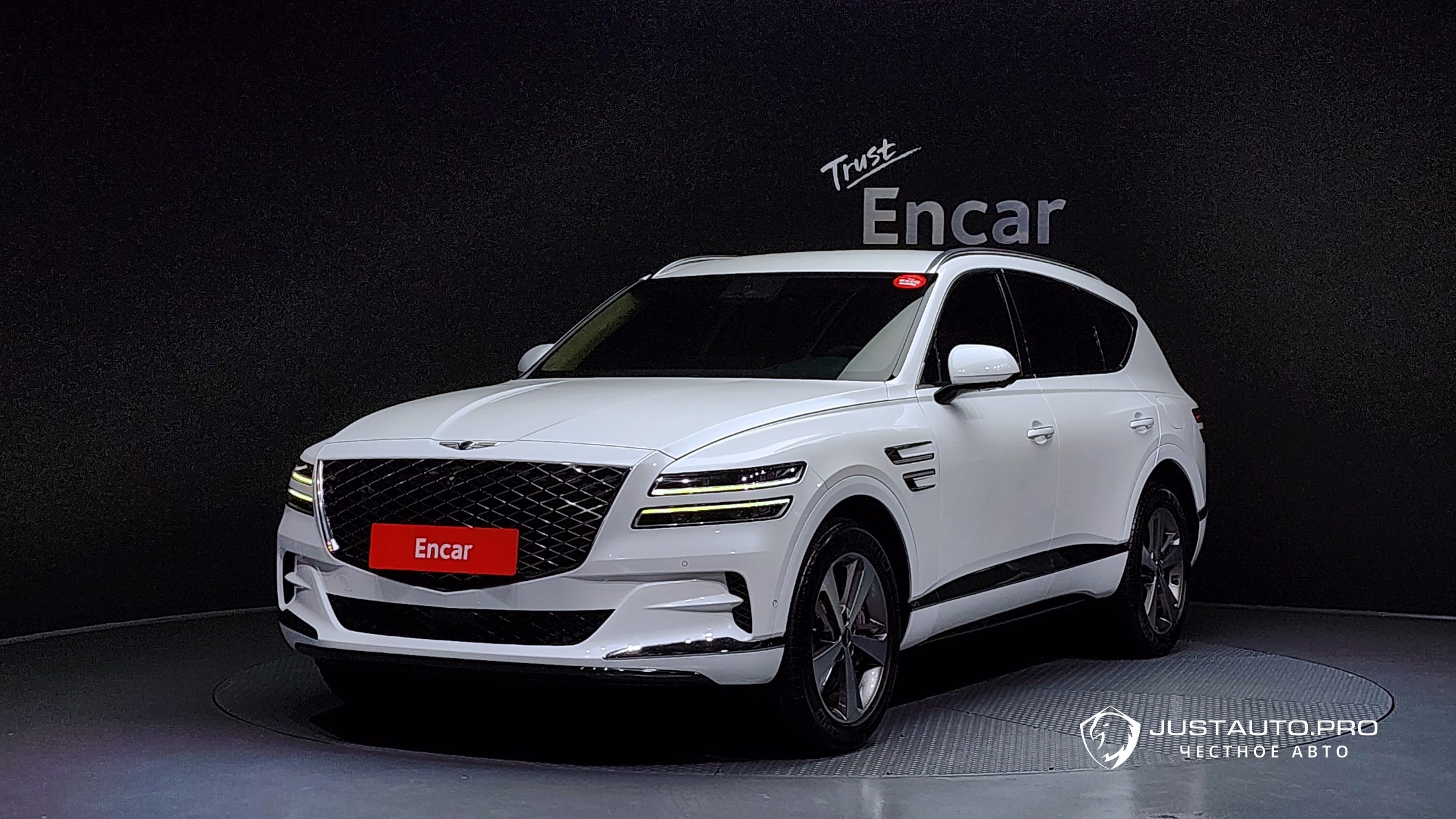 Автомобиль Genesis GV80