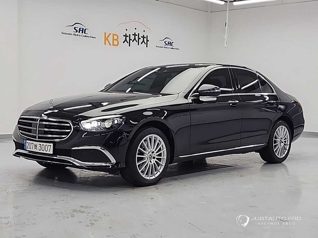 Автомобиль Mercedes-Benz E-Class