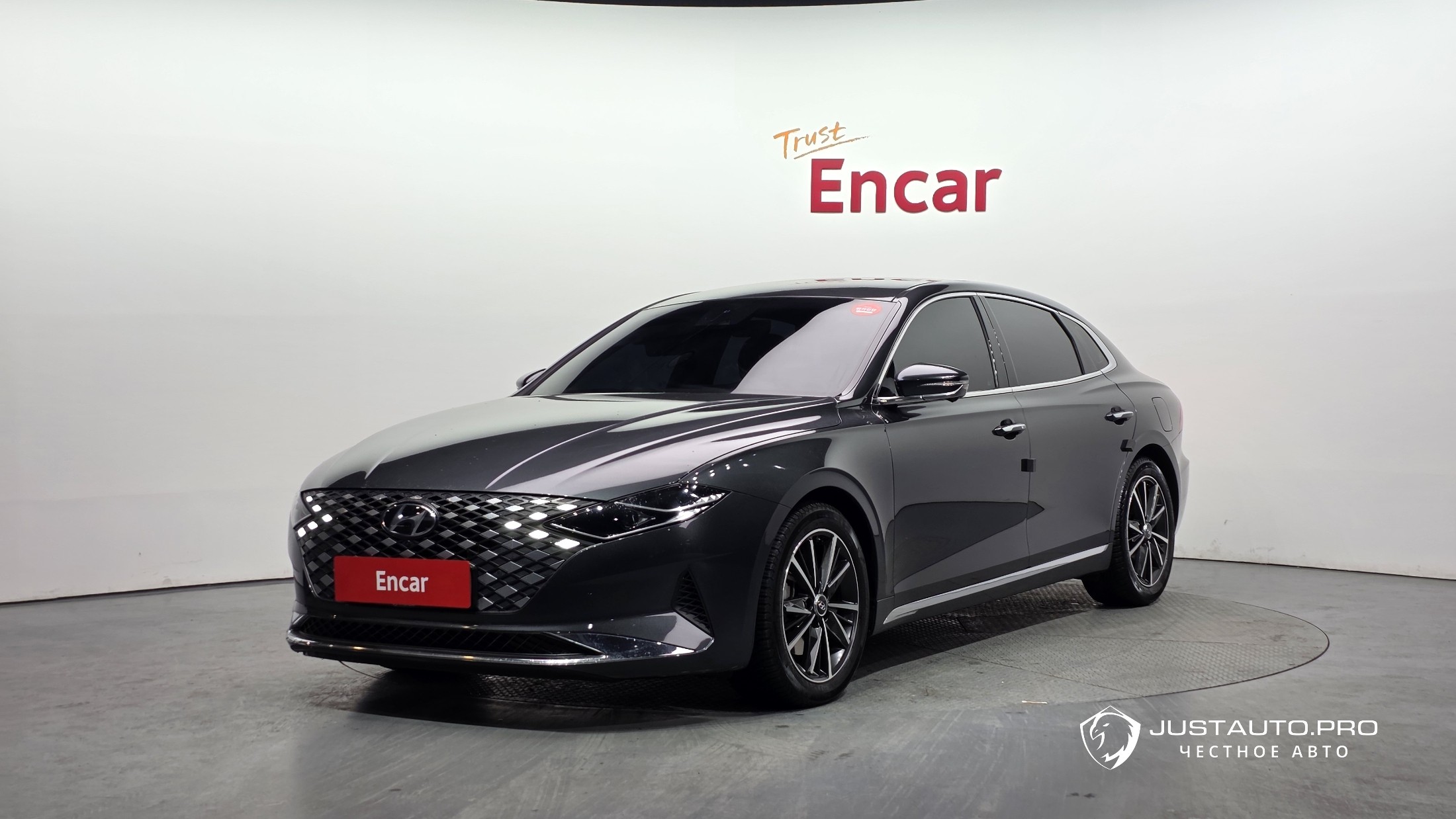 Автомобиль Hyundai Grandeur