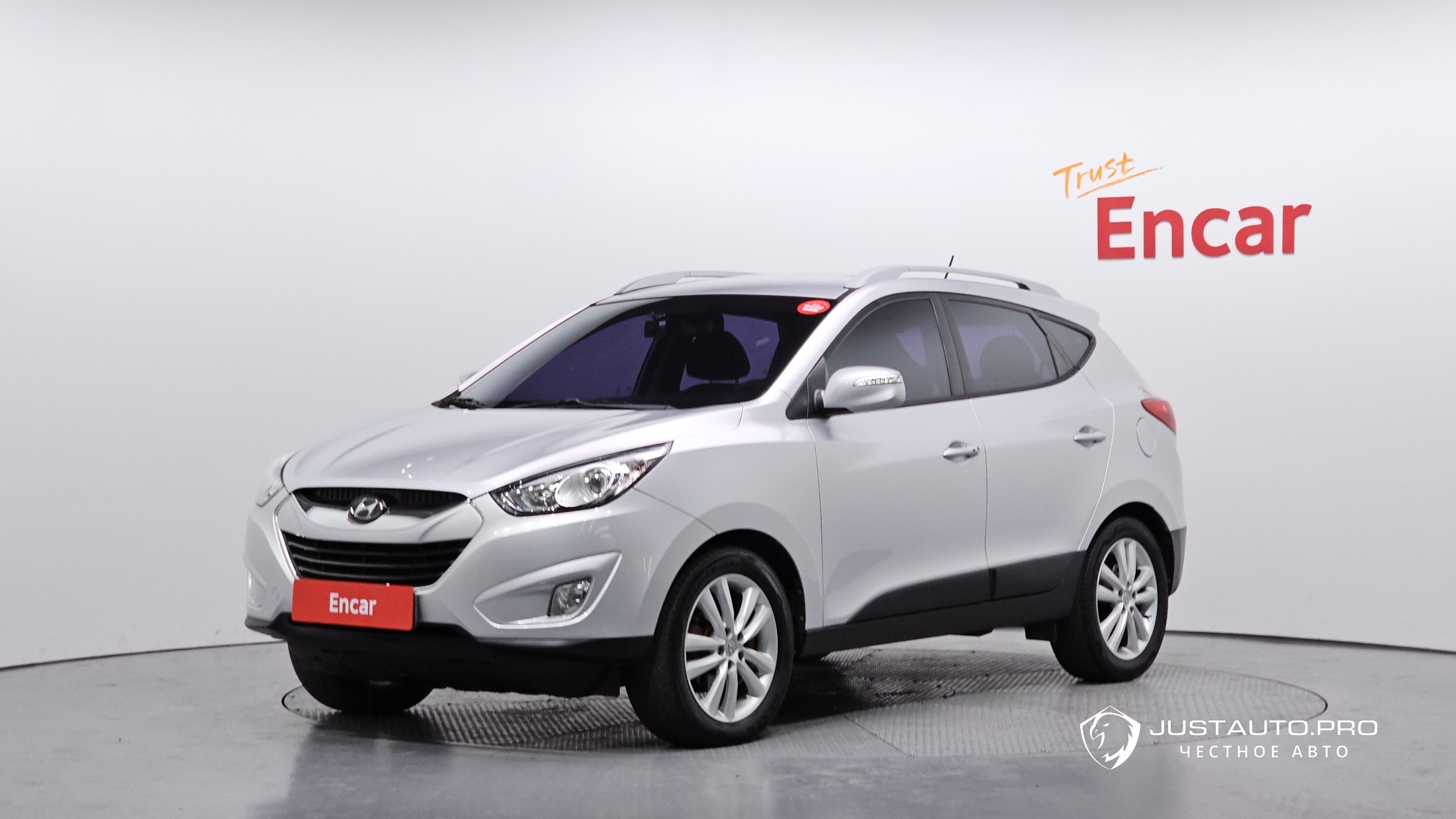 Автомобиль Hyundai Tucson