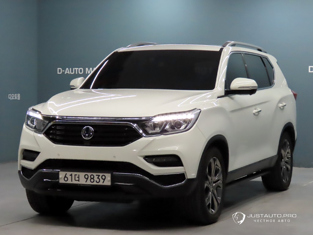 Автомобиль KG_Mobility_Ssangyong Rexton
