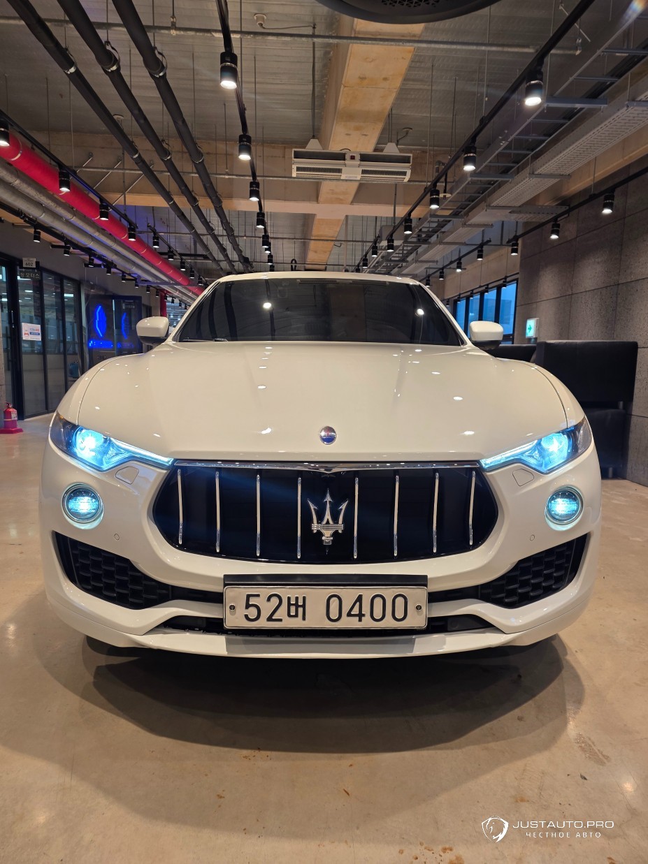Автомобиль Maserati Levante