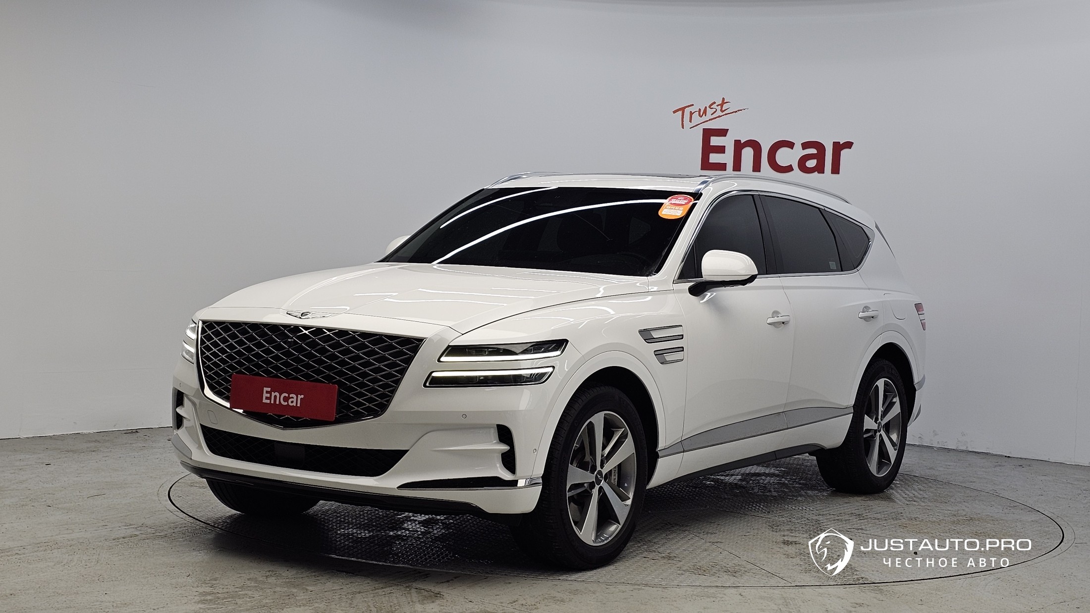 Автомобиль Genesis GV80