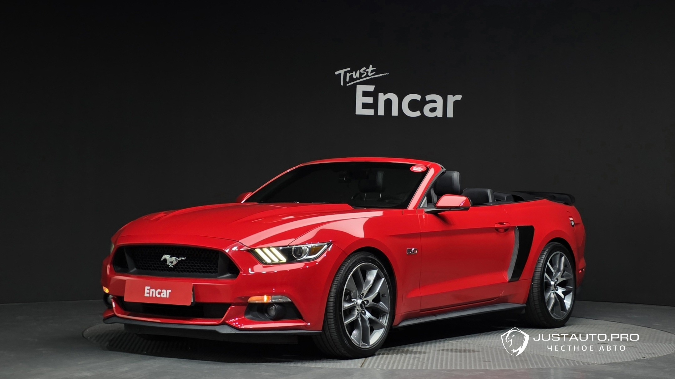 Автомобиль Ford Mustang