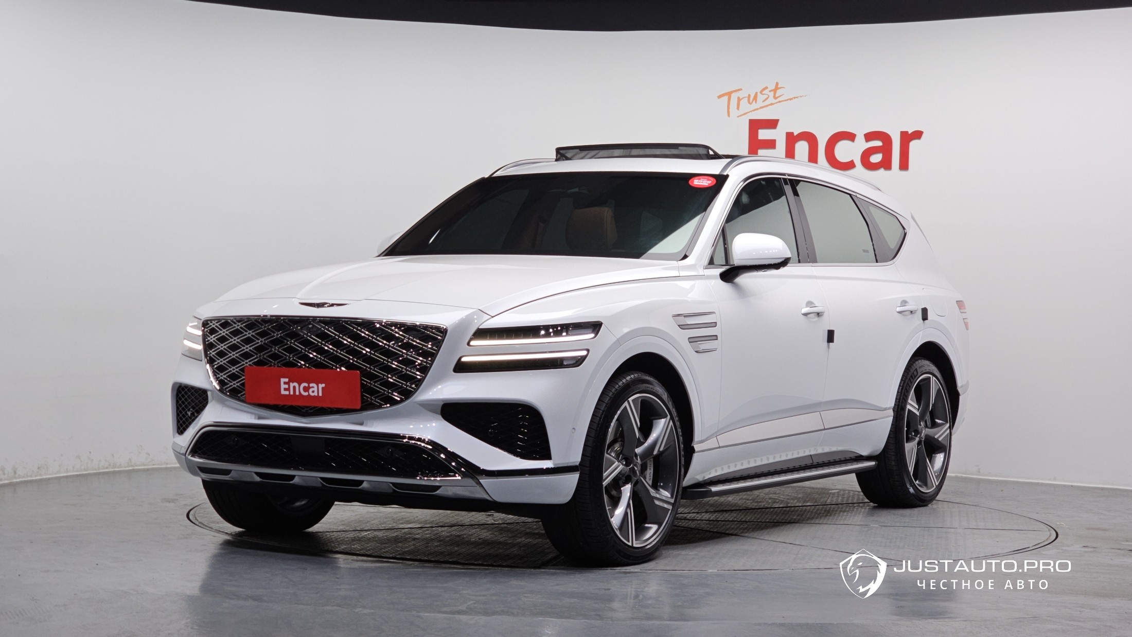 Автомобиль Genesis GV80