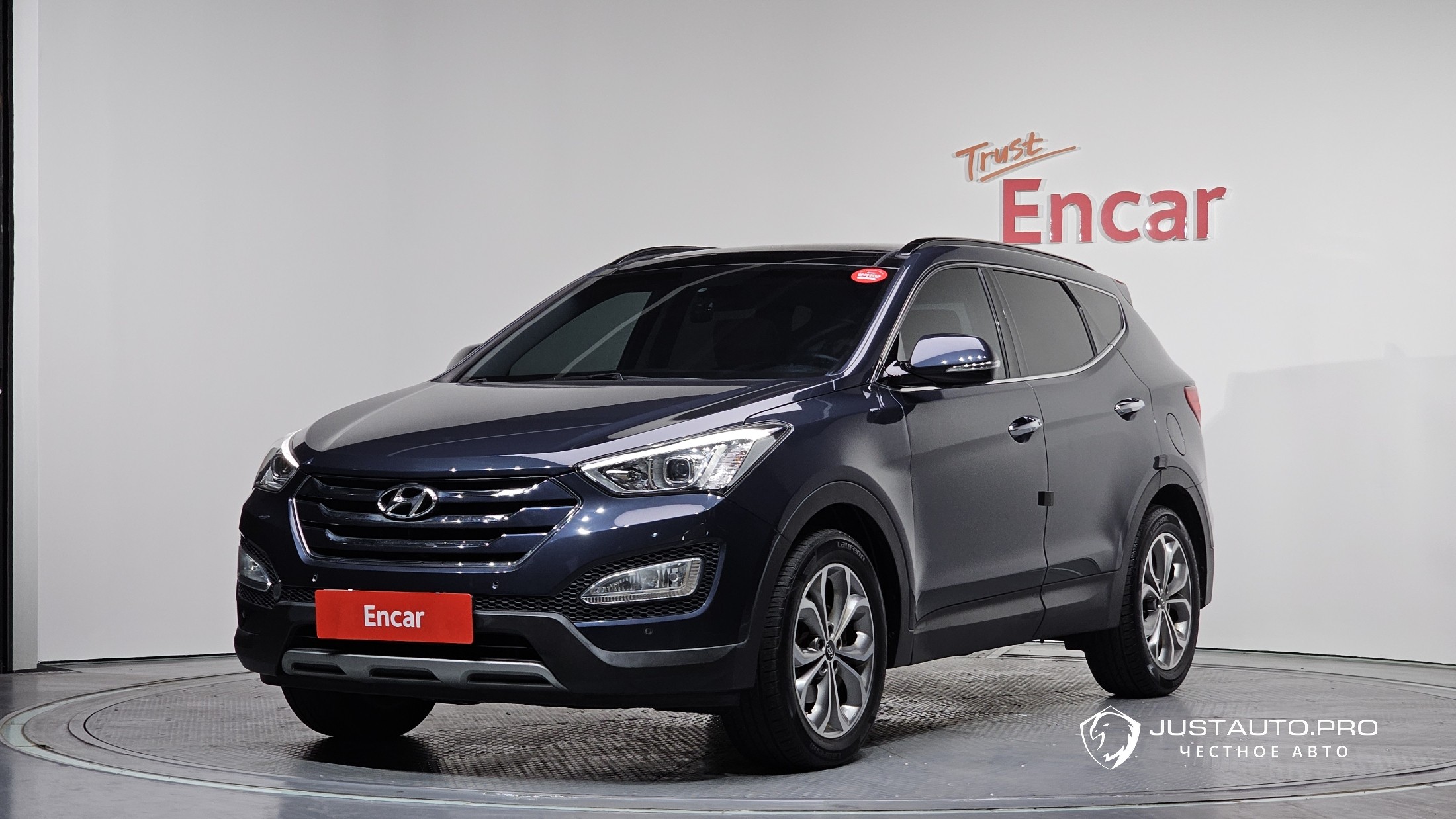 Автомобиль Hyundai Santafe