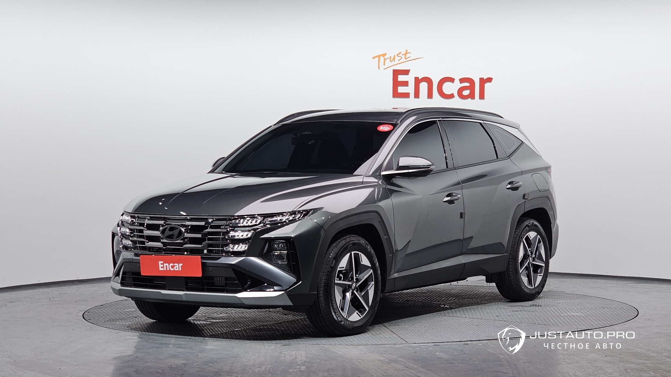Автомобиль Hyundai Tucson