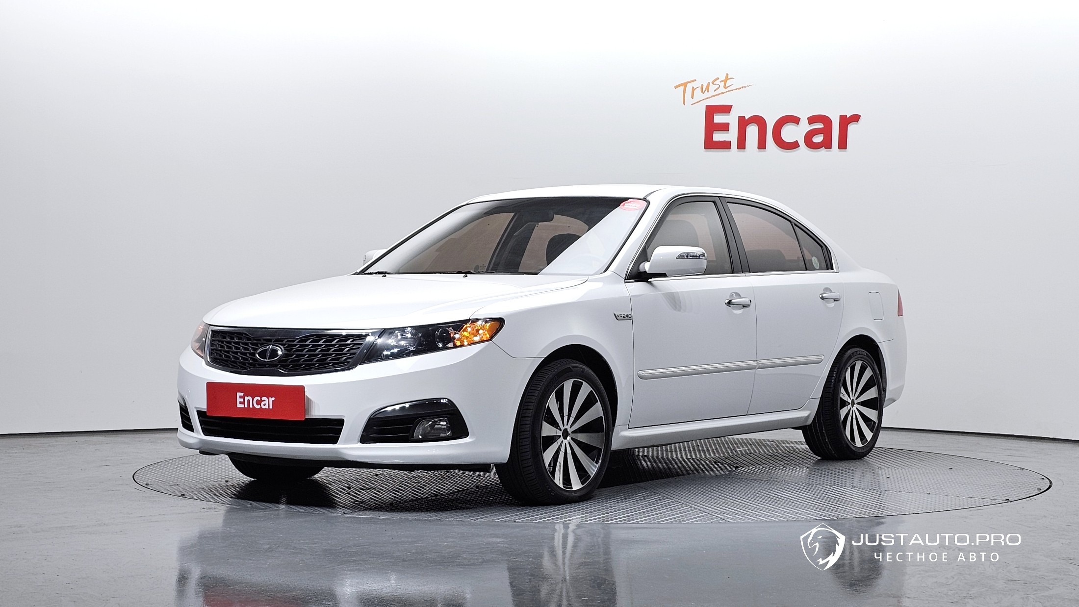 Автомобиль Kia LOTZE