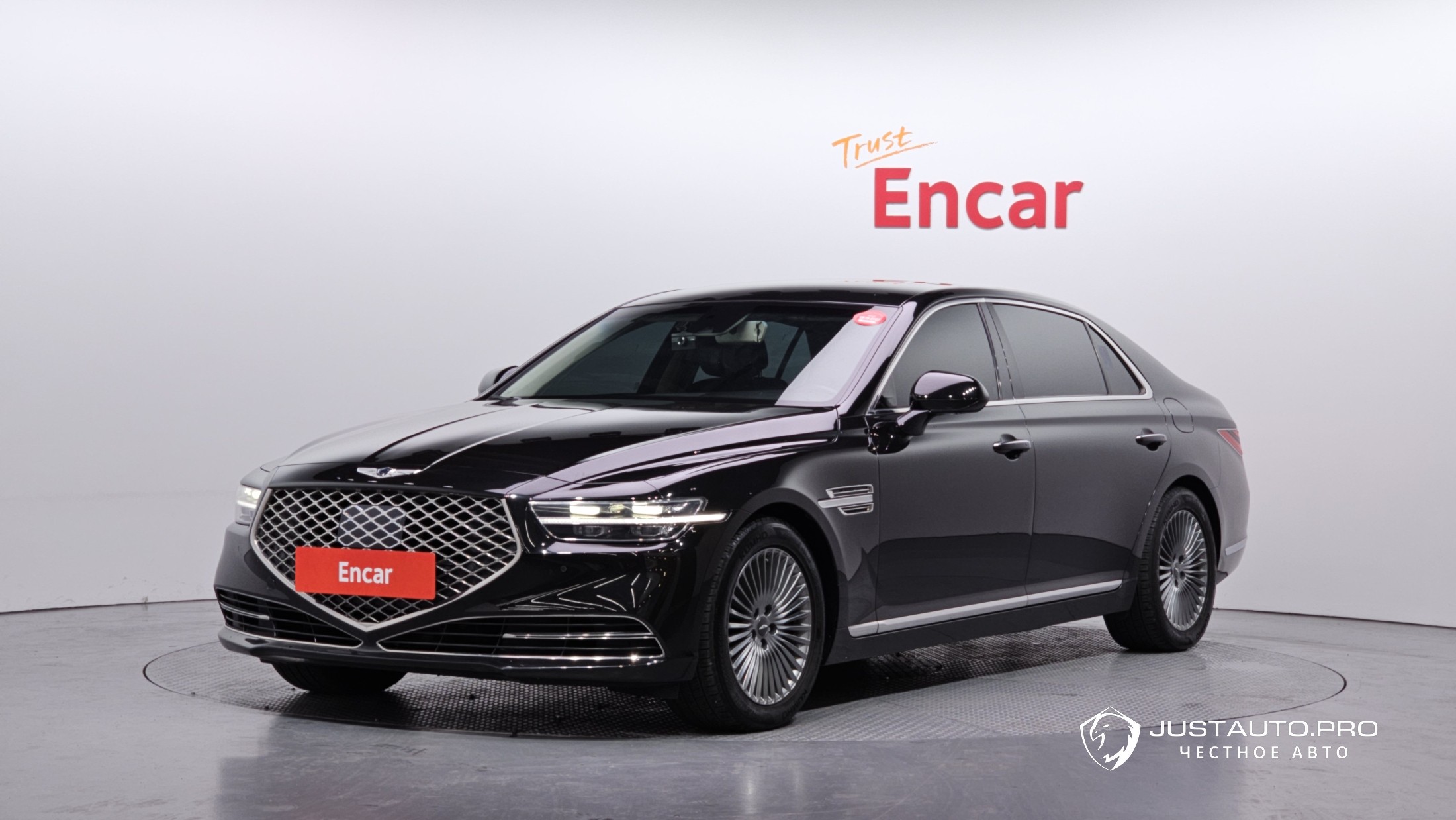 Автомобиль Genesis G90