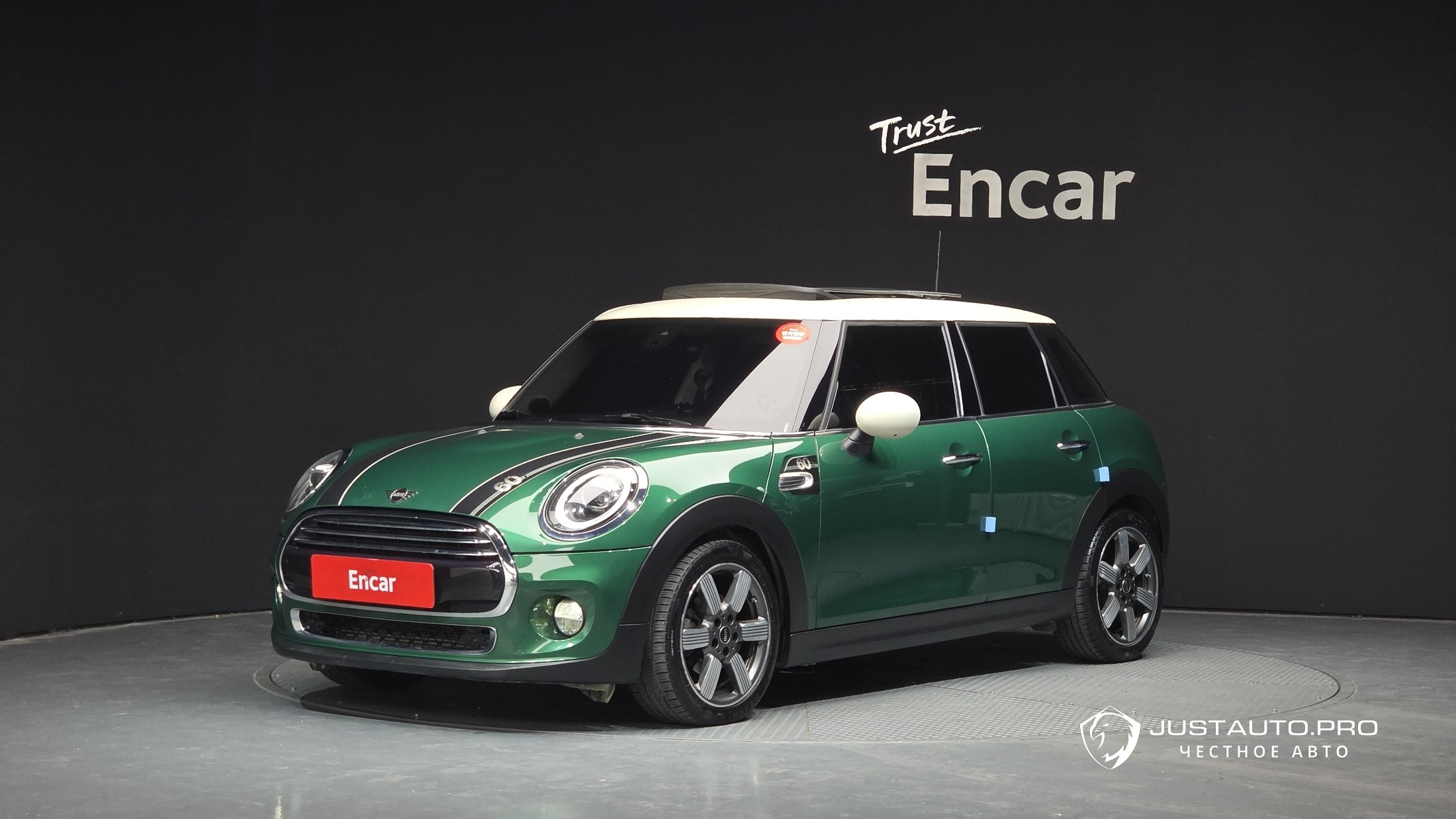 Автомобиль Mini Cooper