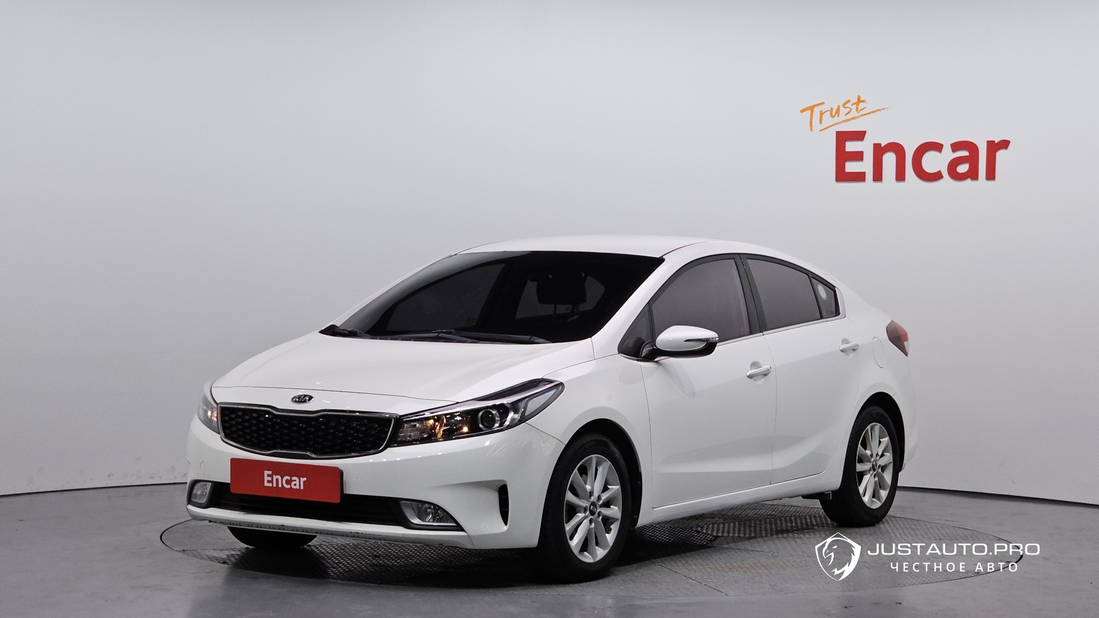 Автомобиль Kia K3