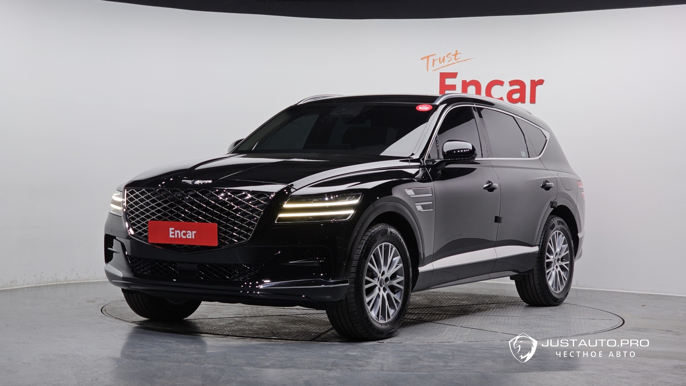 Автомобиль Genesis GV80