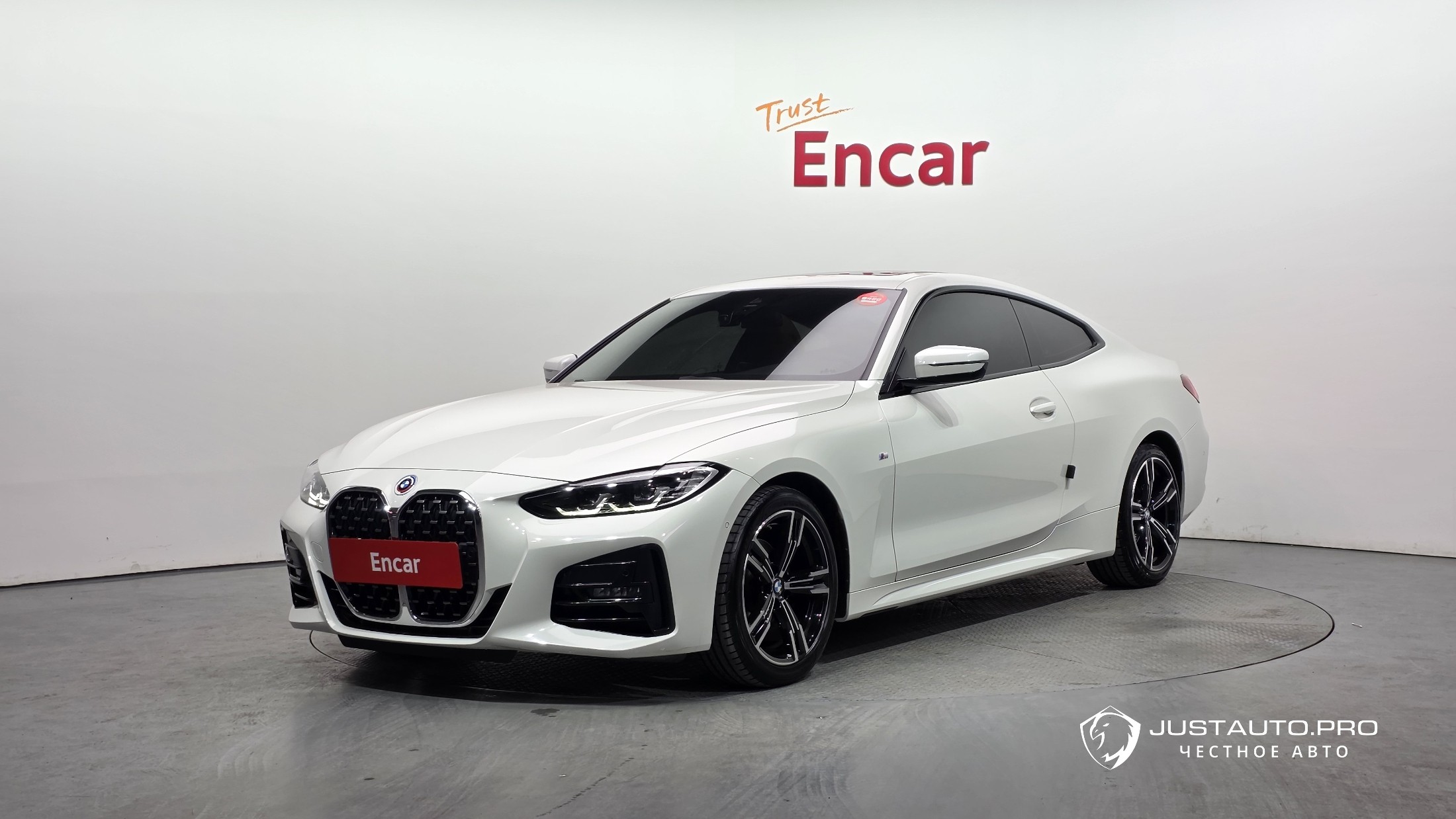 Автомобиль BMW 4-Series