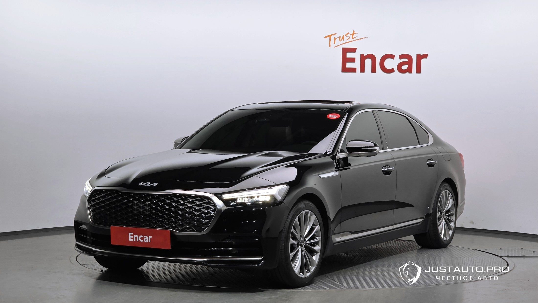 Автомобиль Kia K9