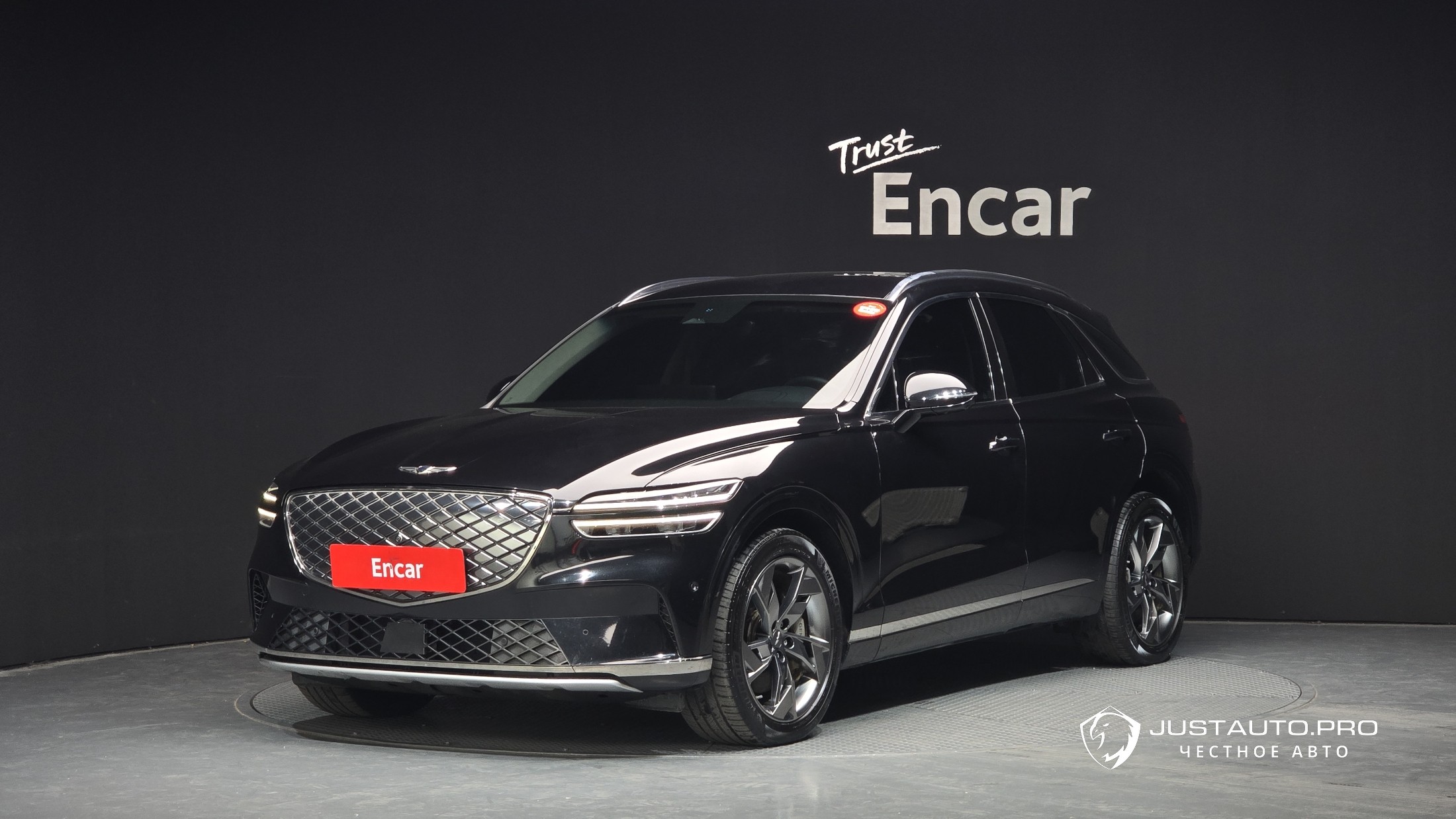 Автомобиль Genesis GV70