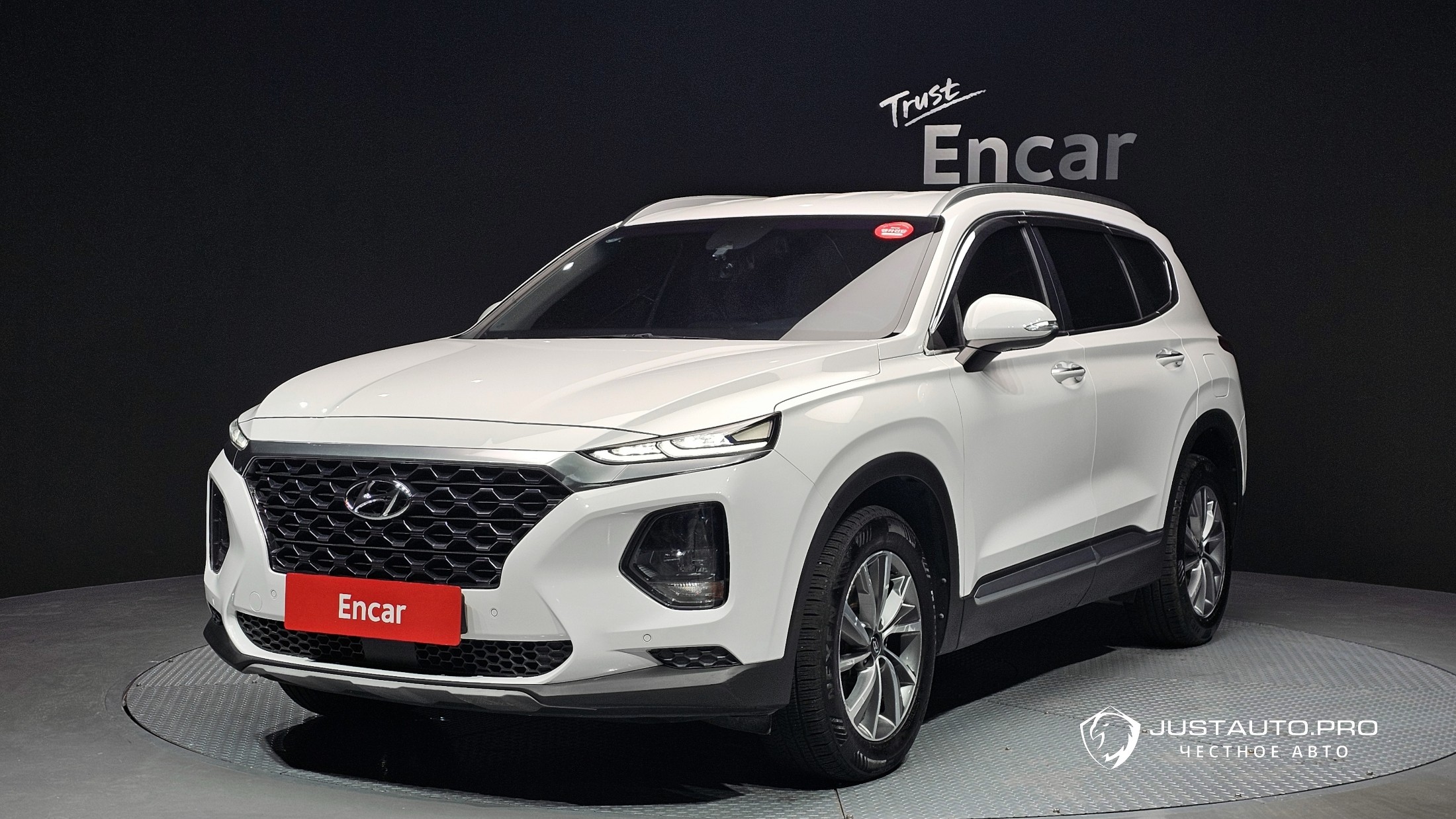 Автомобиль Hyundai Santafe