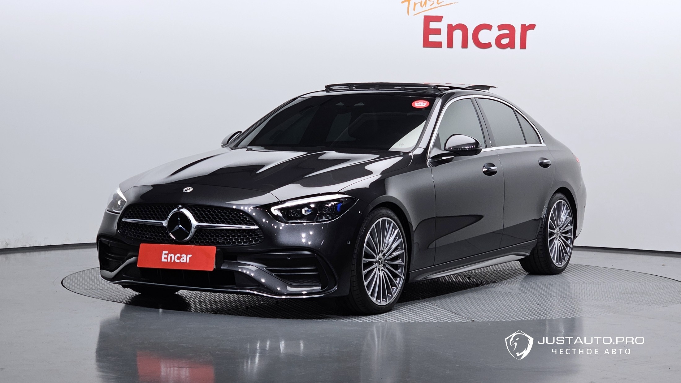 Автомобиль Mercedes-Benz C-Class