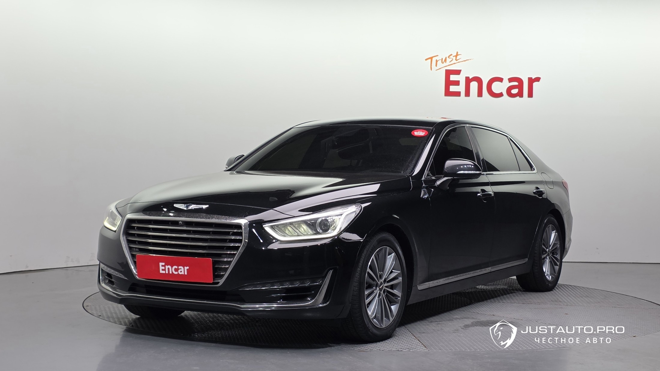 Автомобиль Genesis EQ900