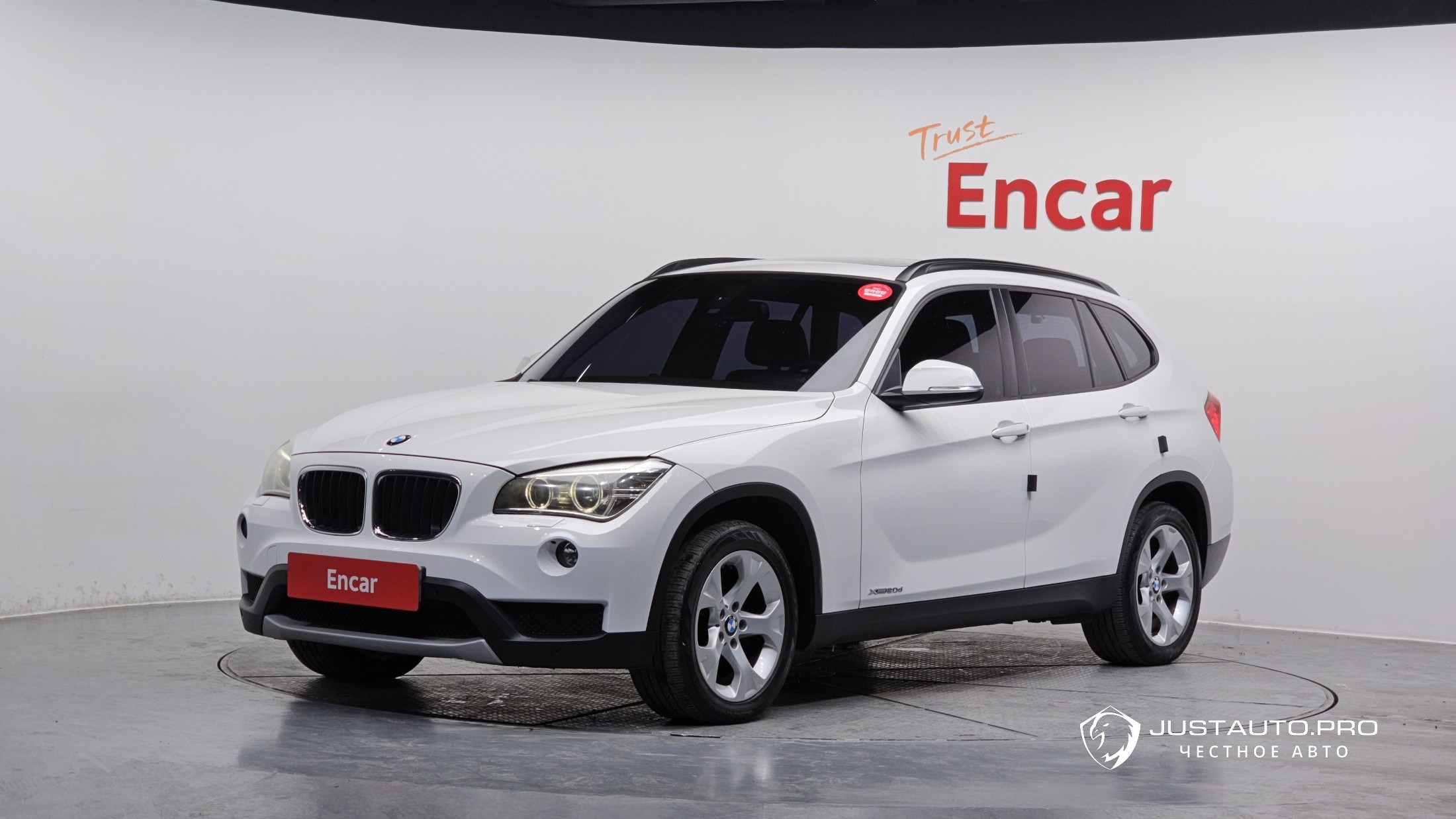 Автомобиль BMW X1