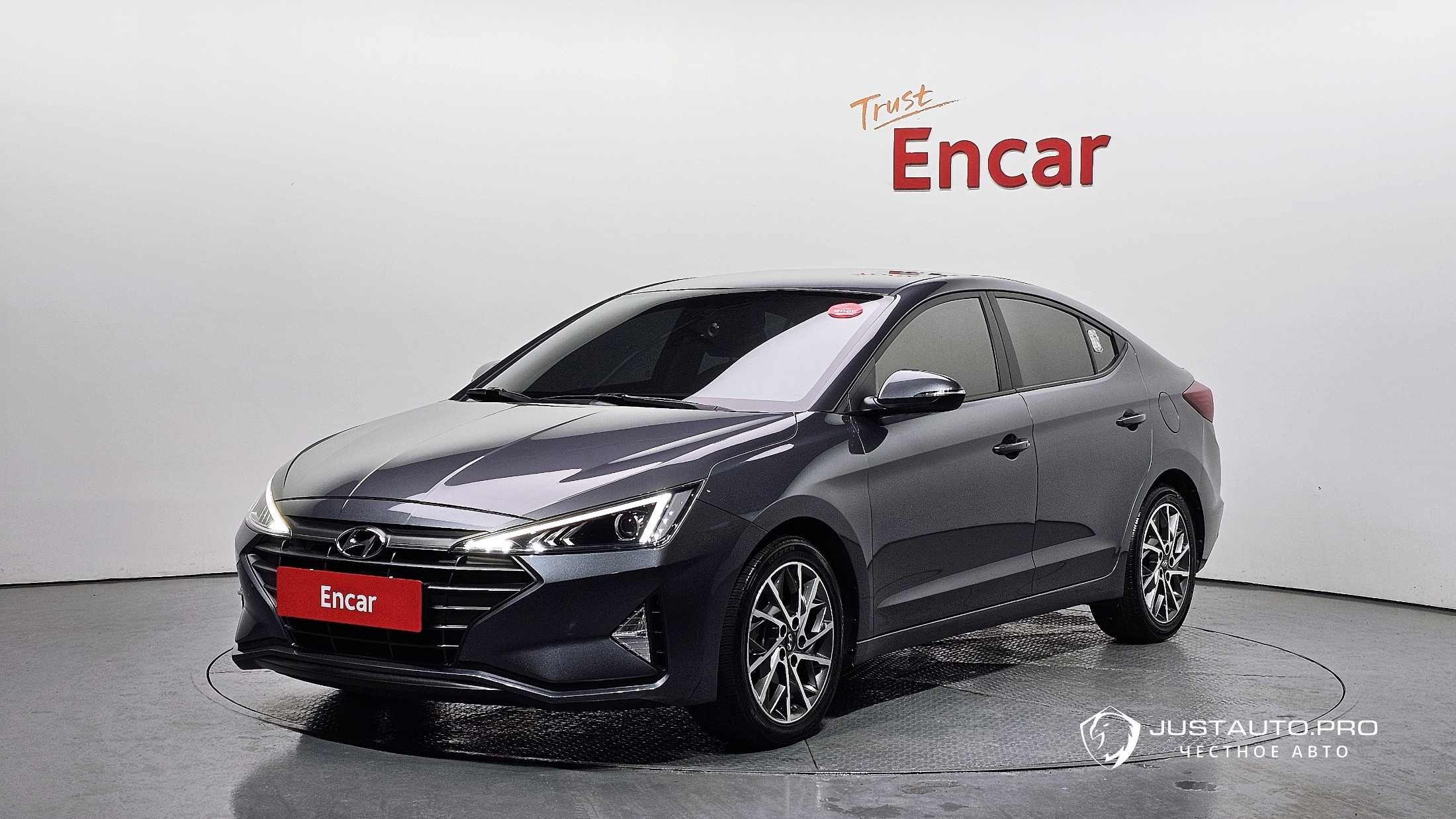 Автомобиль Hyundai AVANTE