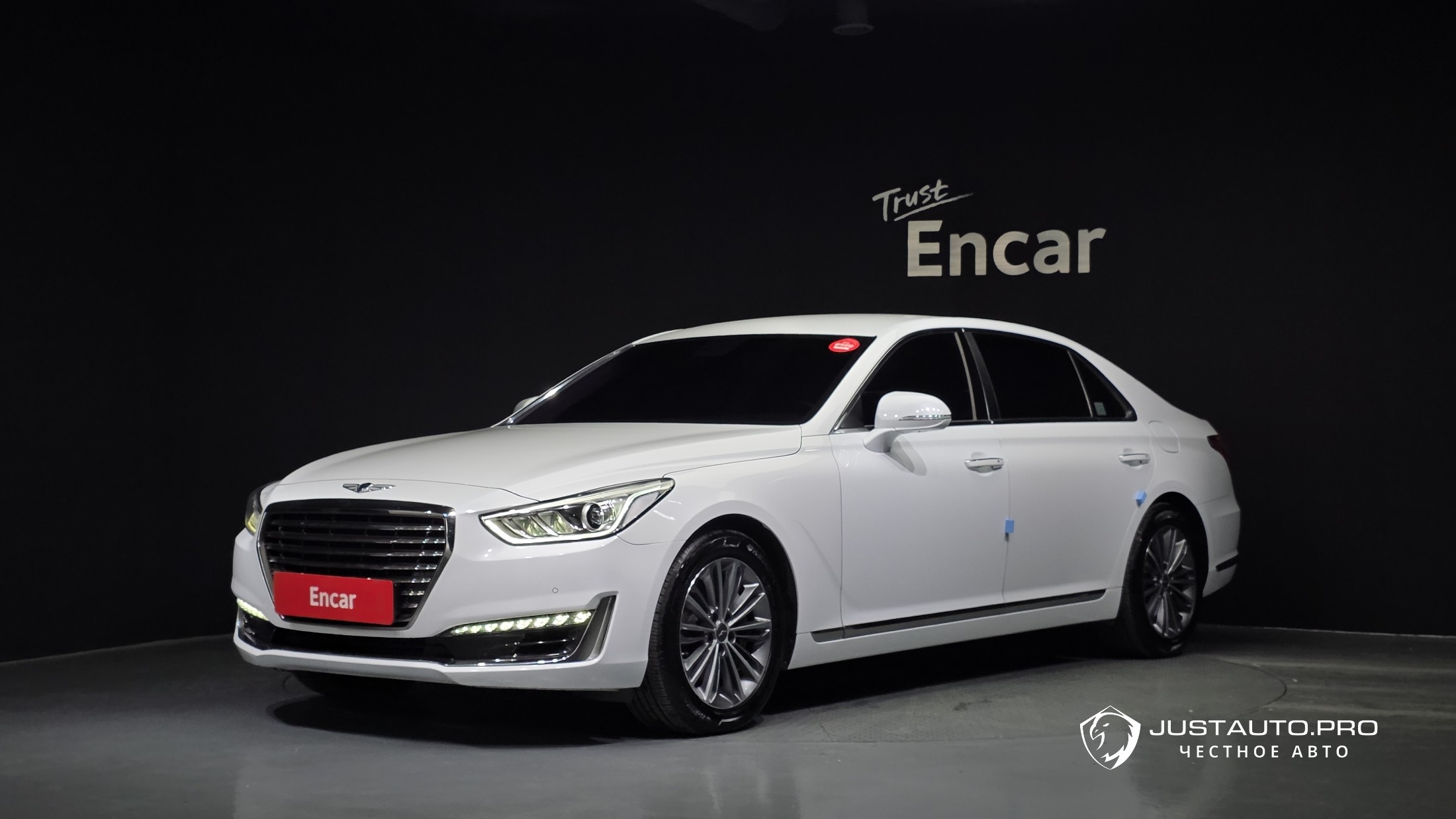 Автомобиль Genesis EQ900